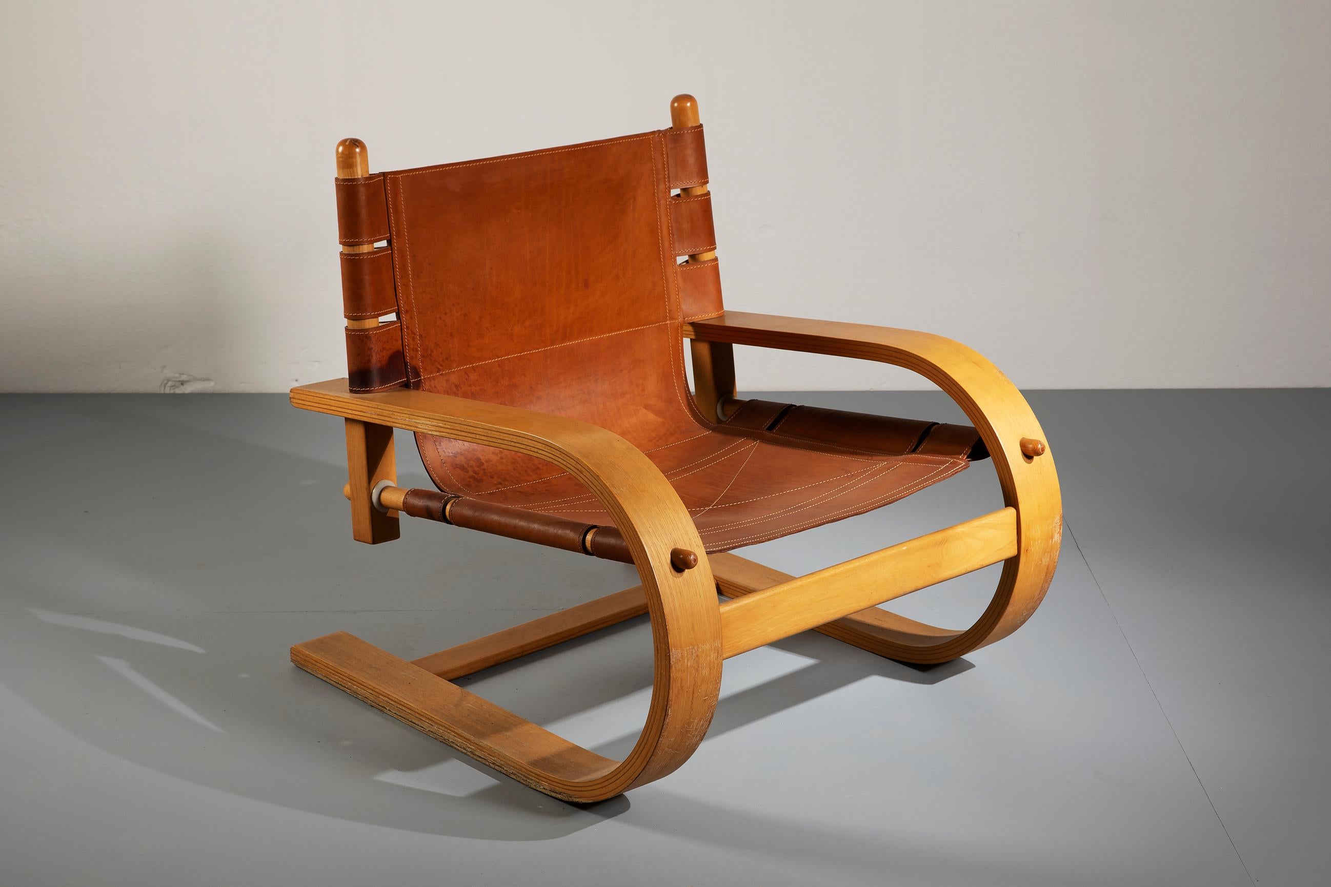 Mid-Century Modern De Pas, D' Urbino, Lomazzi Pair of Scacciapensieri Lounge Chairs for Poltronova For Sale