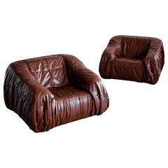 De Pas, D'urbino and Lomazzi Club Chairs in Leather