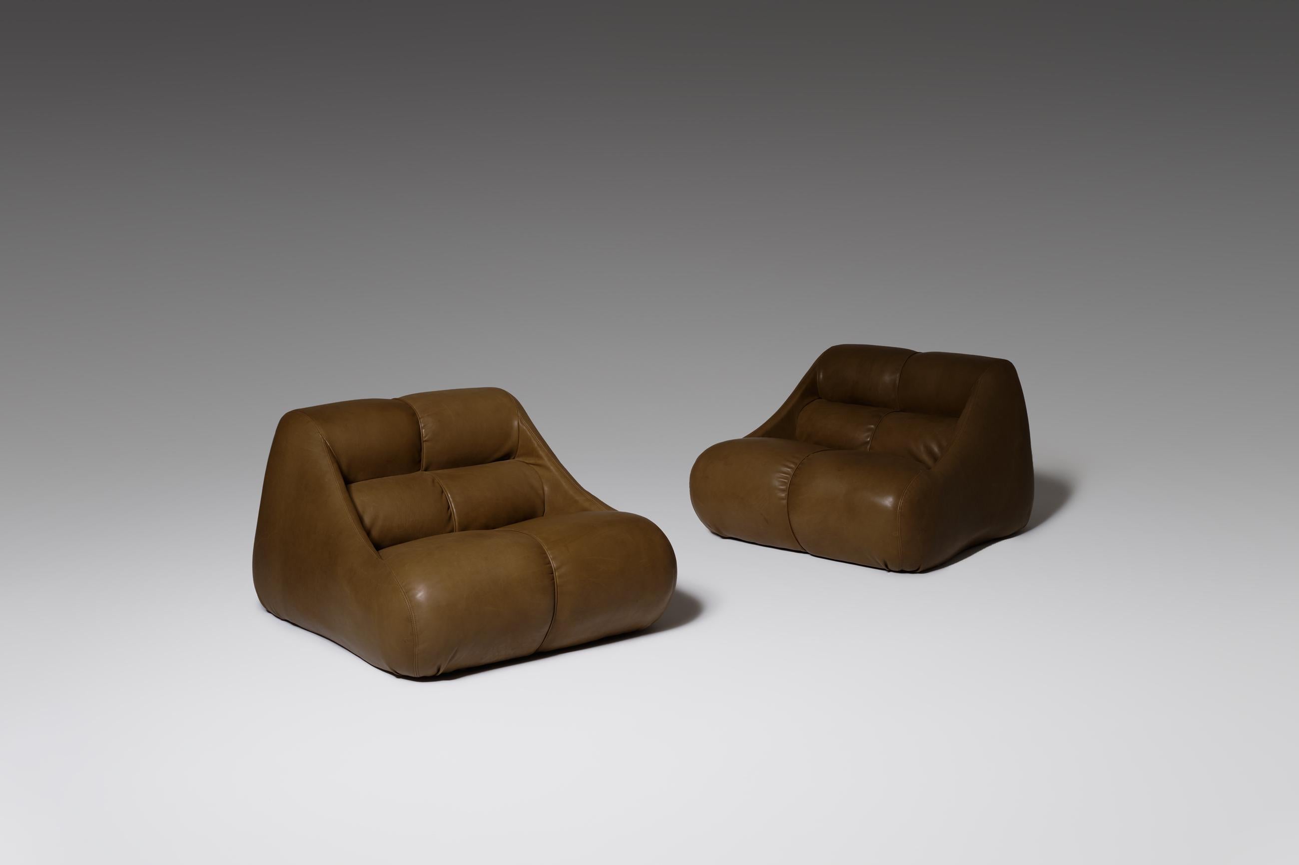 Italian De Pas, D’Urbino & Lomazzi ‘Cuingam’ Lounge chairs, Set of two