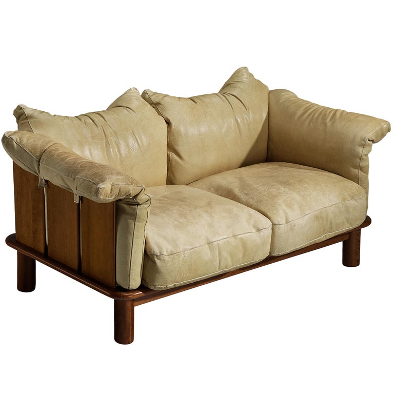 De Pas, D’Urbino & Lomazzi for Poltronova 'PITTI' Sofa in Leather and Walnut
