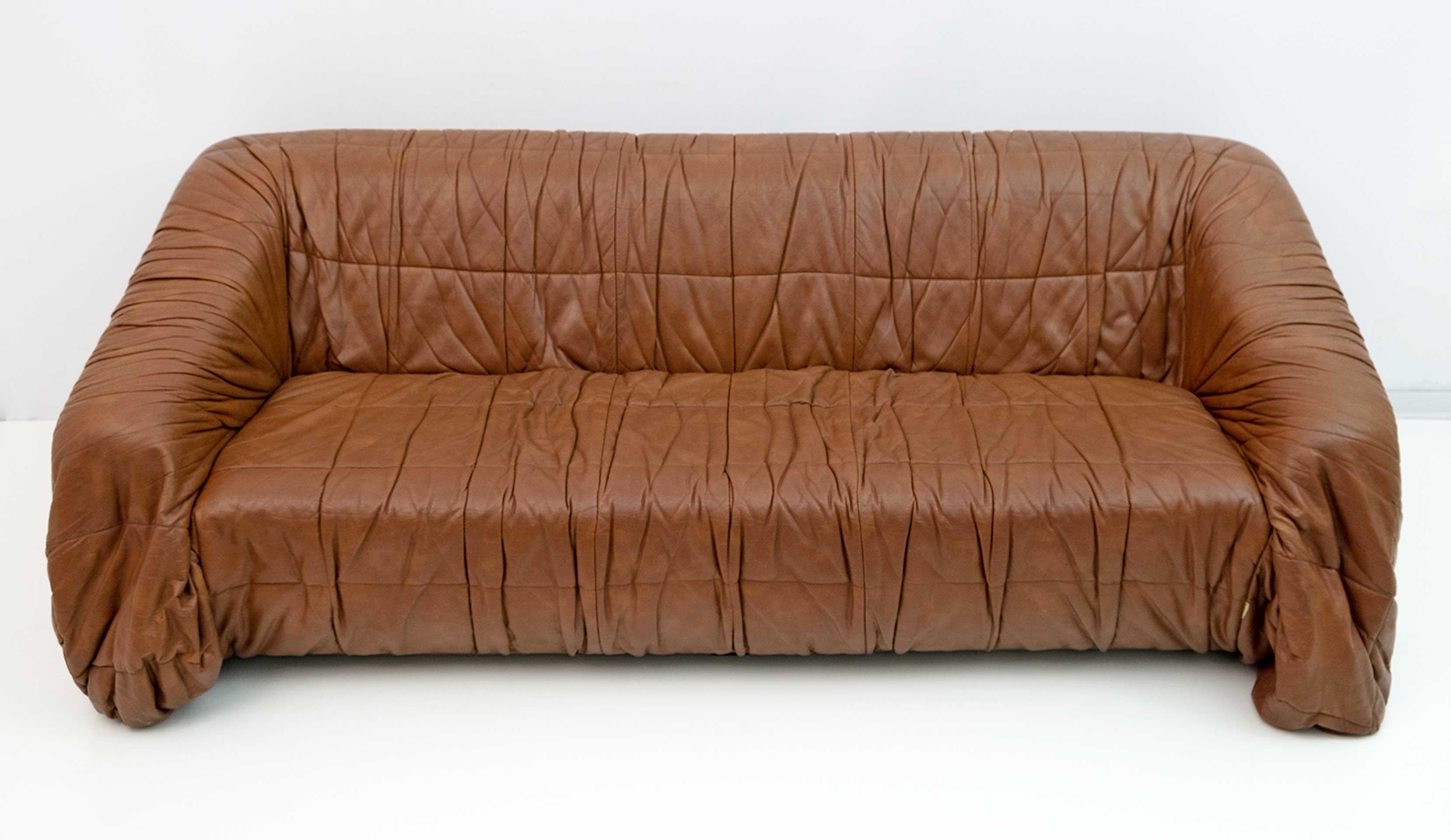 Mid-Century Modern De Pas D'urbino Lomazzi Italian Sofa 