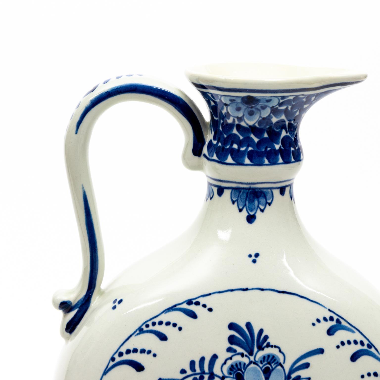 Dutch De Porceleyne Fles Delft Pitcher