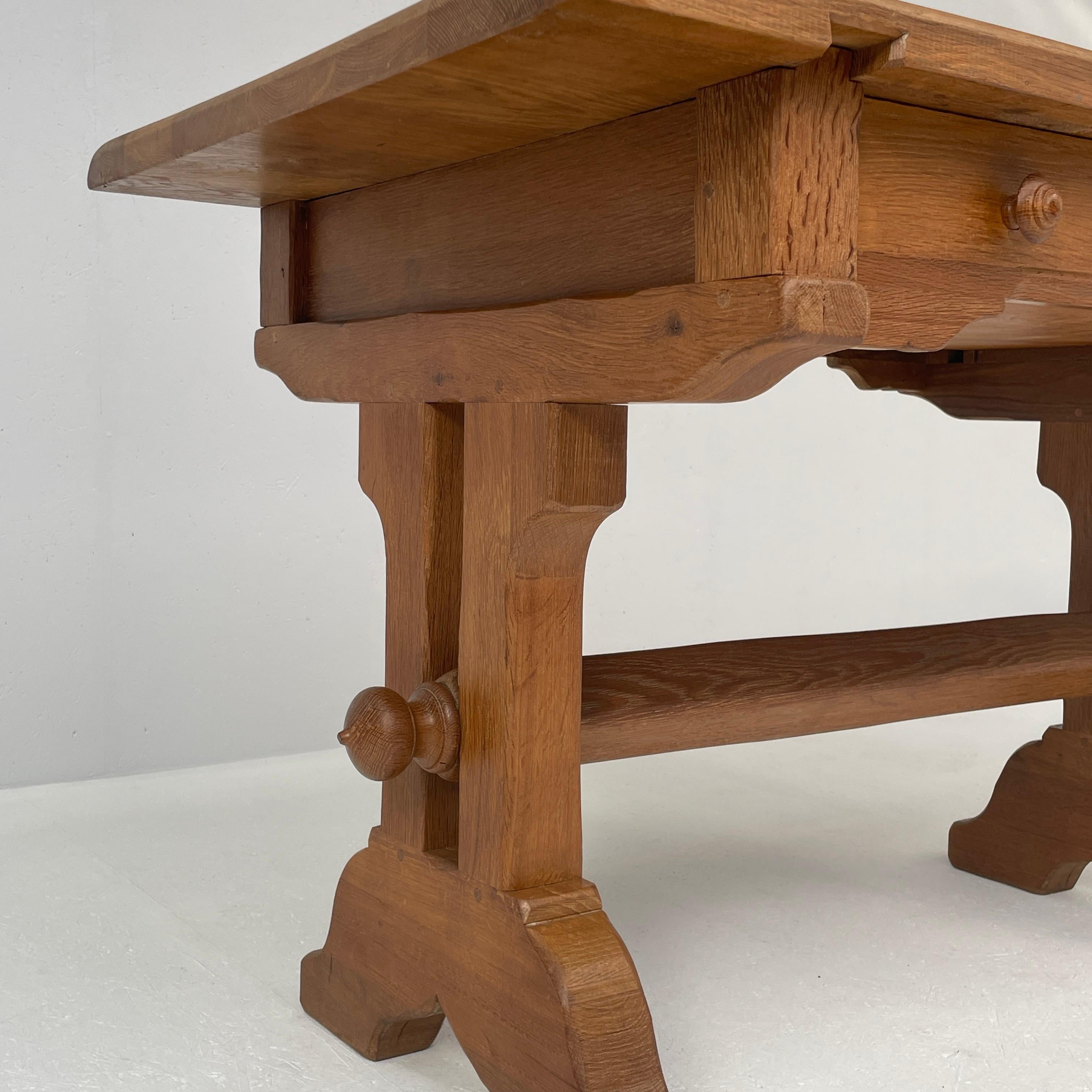 De Puydt Brutalist Oak Desk and Armchair, Belgium (1970) In Good Condition For Sale In Antwerpen, BE