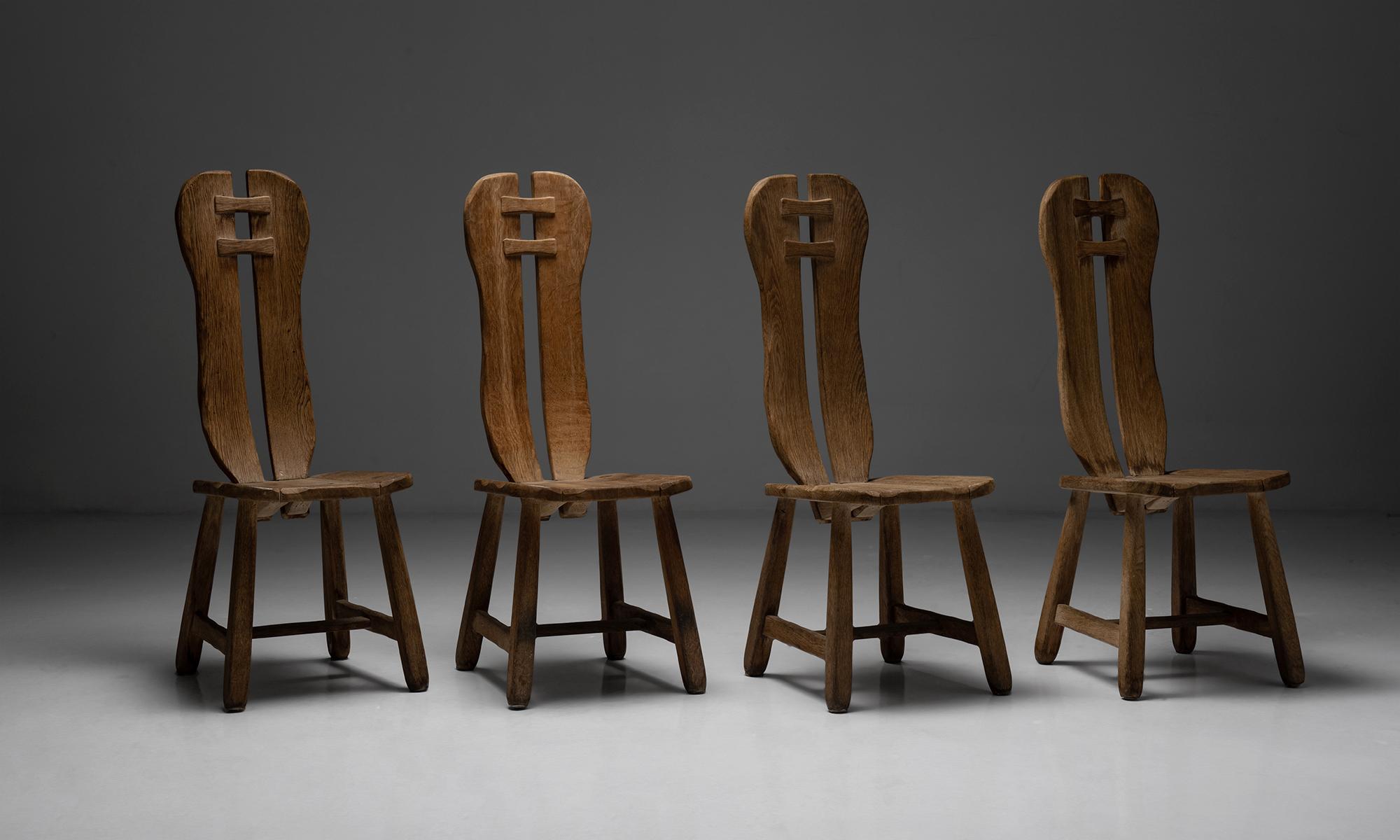 De Puydt dining chairs

Belgium Circa 1970

Brutalist dining chairs constructed in oak.