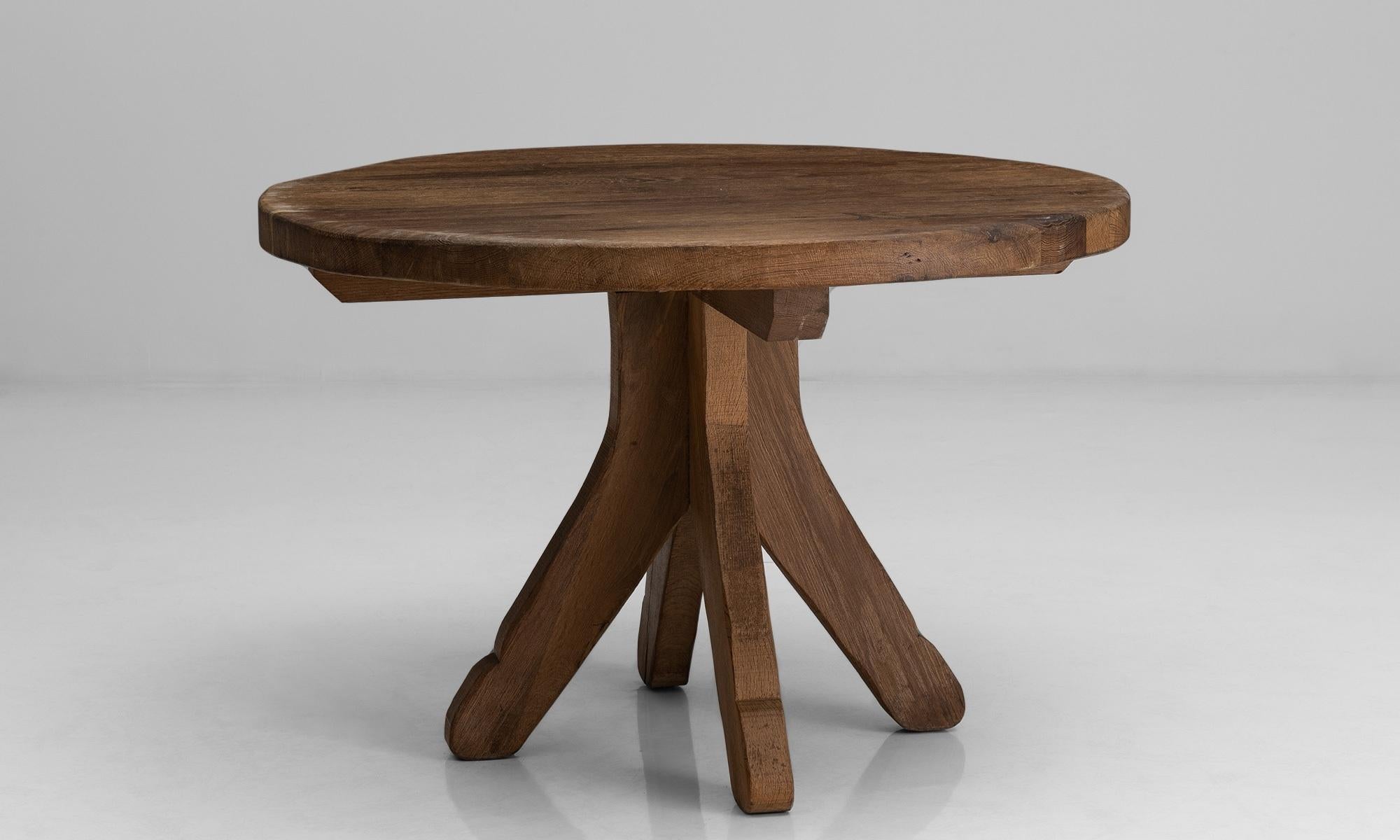 Joinery De Puydt Round Dining Table, Belgium, circa 1970