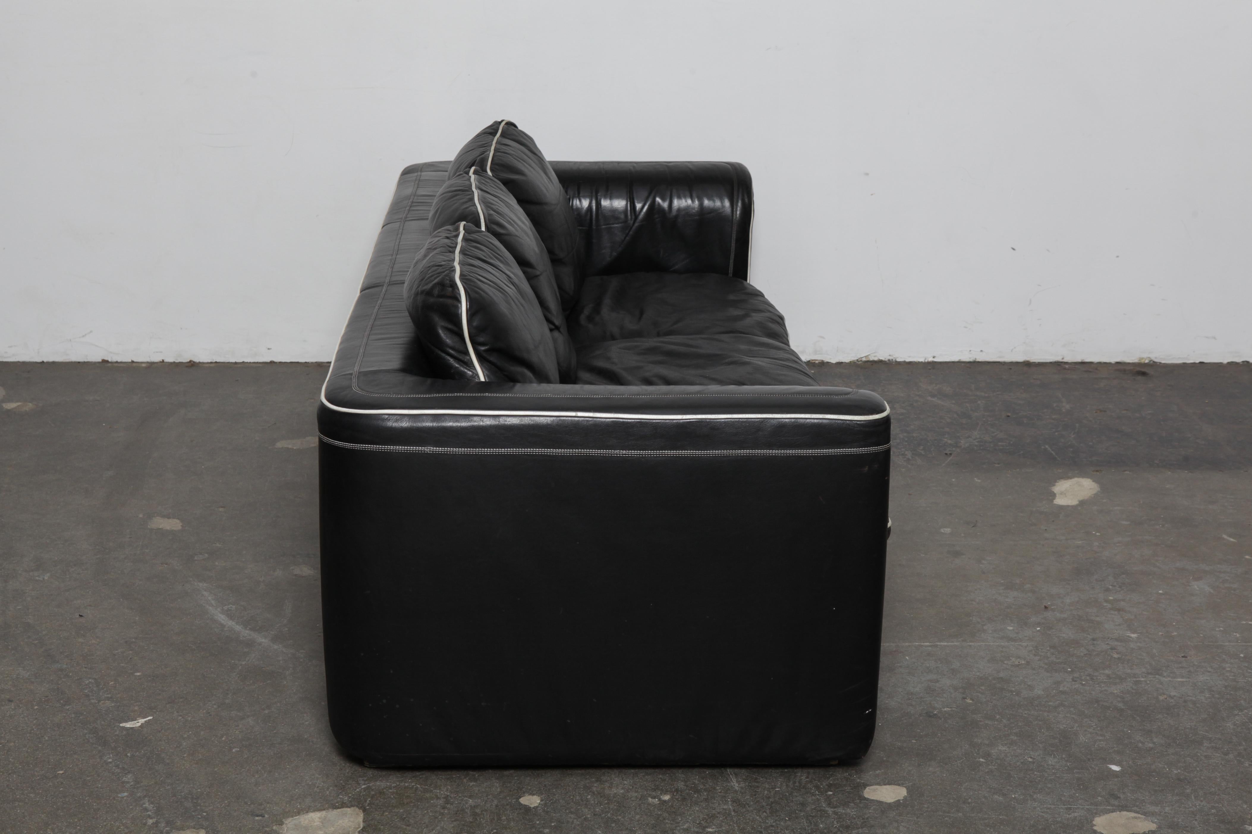 Modern De Sede 1980s Black Leather 3-Seat Sofa For Sale