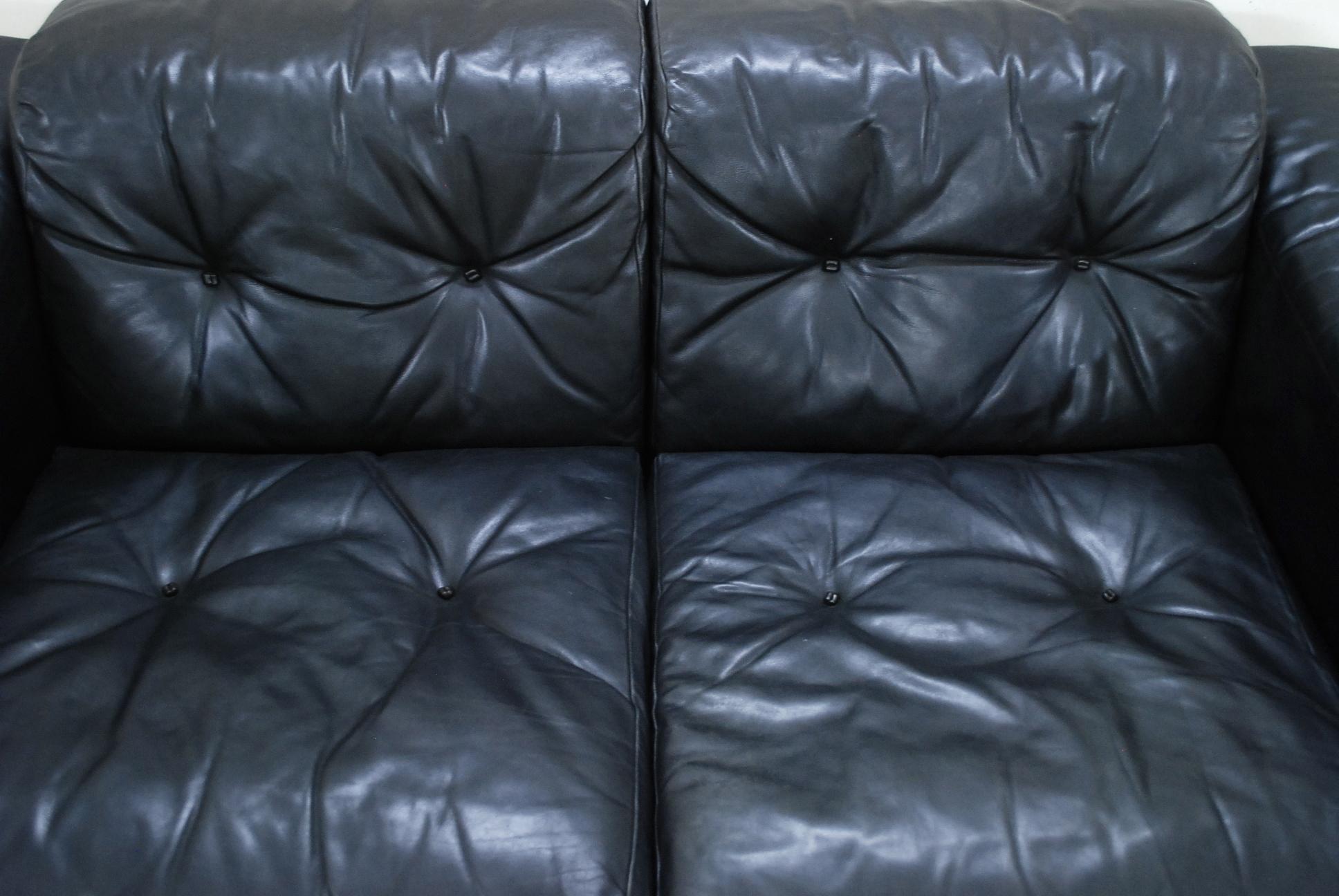 De Sede 2-Seat Sofa Black Leather Sofa, 1970 For Sale 4