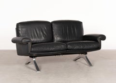 De Sede 2-Seat Sofa, DS31 in Charcoal Leather, Switzerland