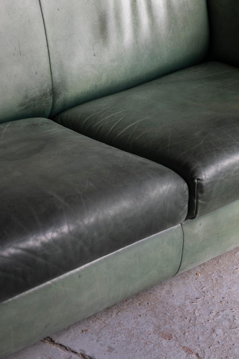 De Sede 3-Seater Sofa in Green Leather, Switzerland, 1970’s 8
