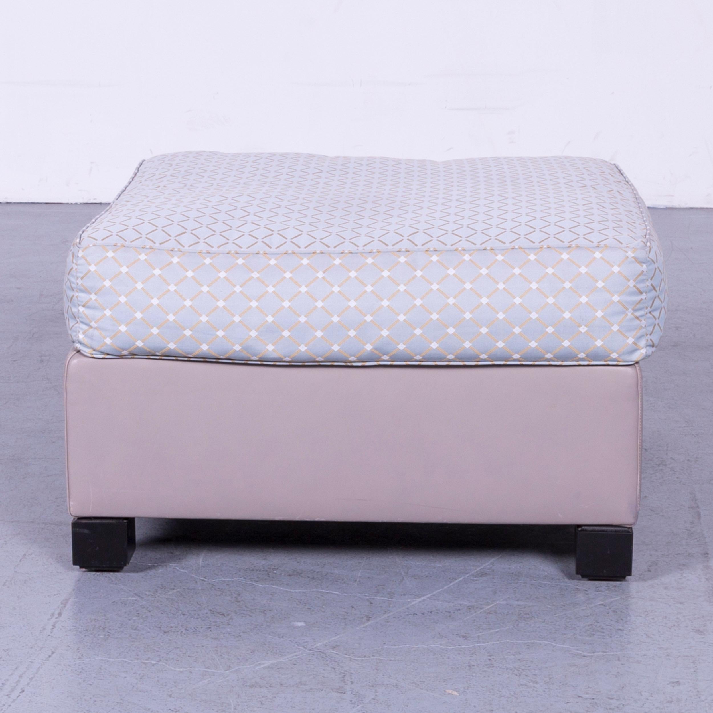 De Sede 3000 Edition Leather Fabric Foot-Stool Grey Bench In Good Condition For Sale In Cologne, DE