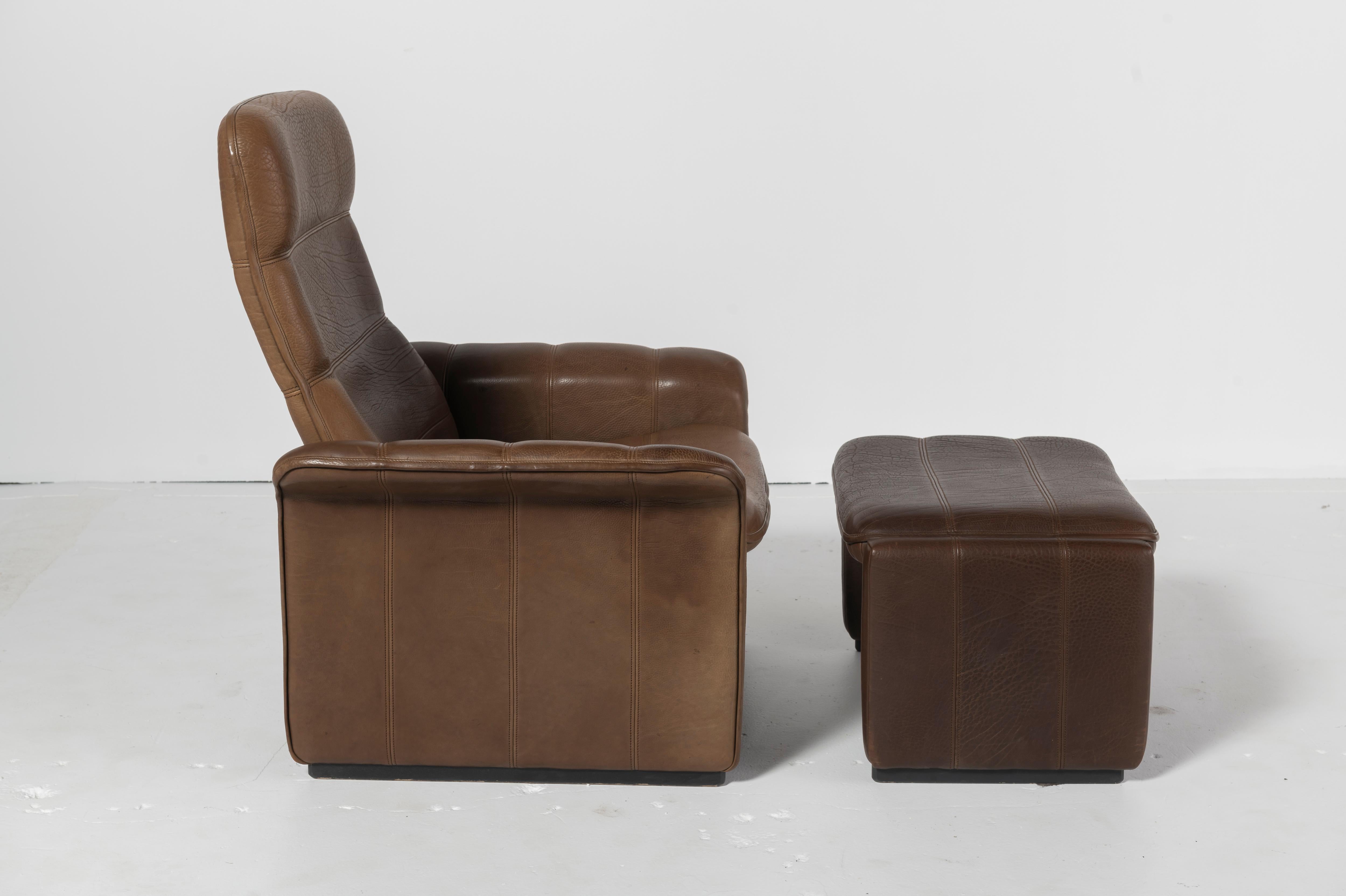 Mid-Century Modern De Sede Adjustable Leather Lounge Chair and Ottoman