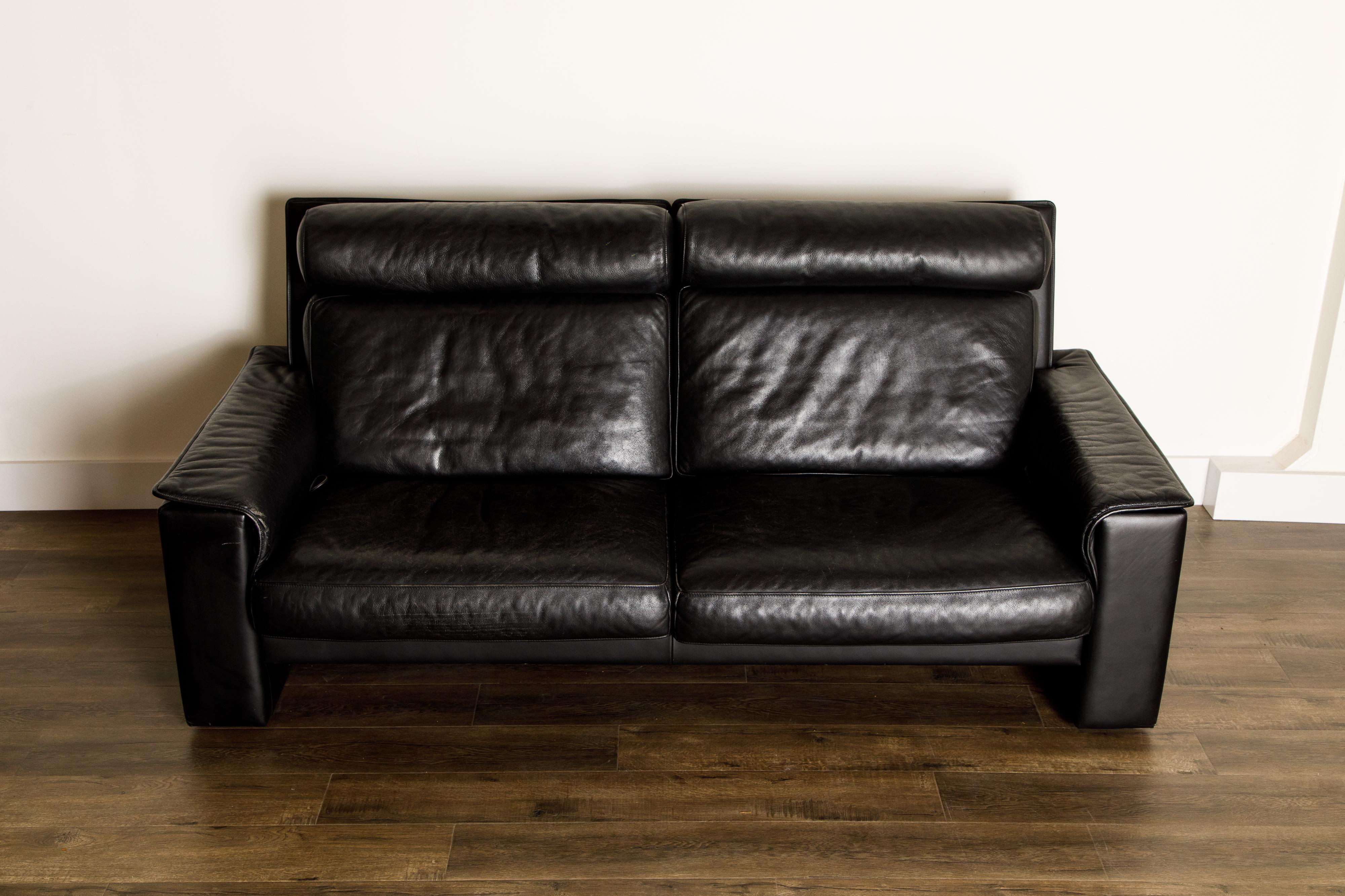 Scandinavian Modern De Sede Aged Black Leather Recliner Loveseat Sofa, 1970s Switzerland, Signed
