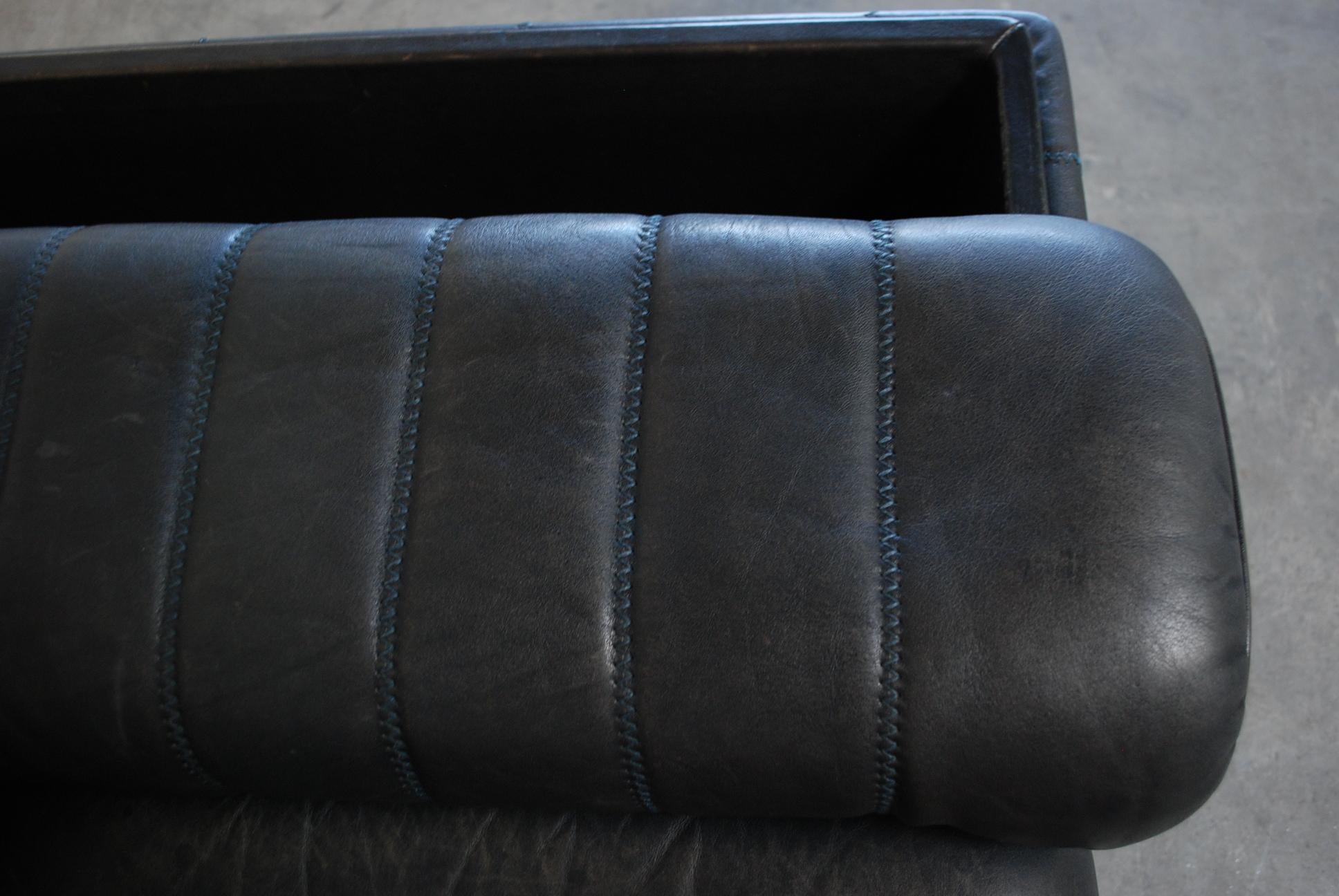Wood De Sede Anthracite Leather Sofa with Tray Fold