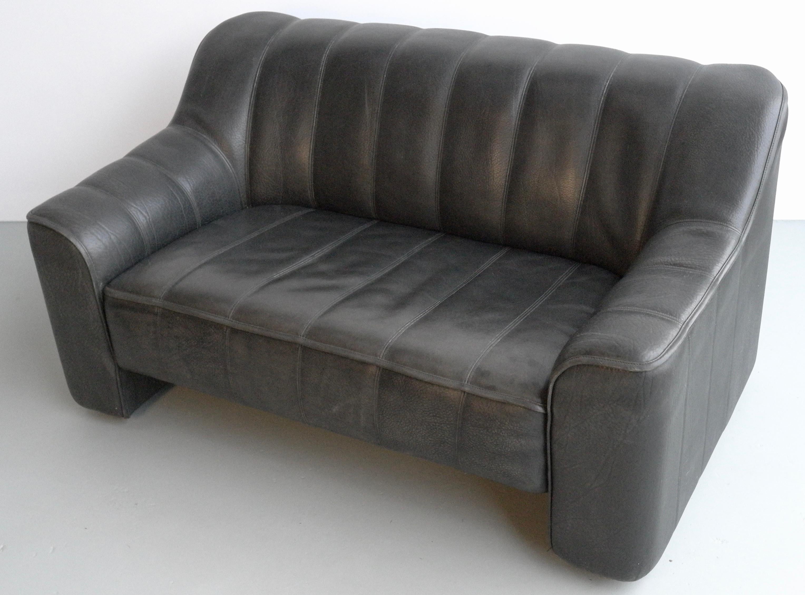 Mid-Century Modern De Sede Black Buffalo Leather DS44 Two-Seat Sofa