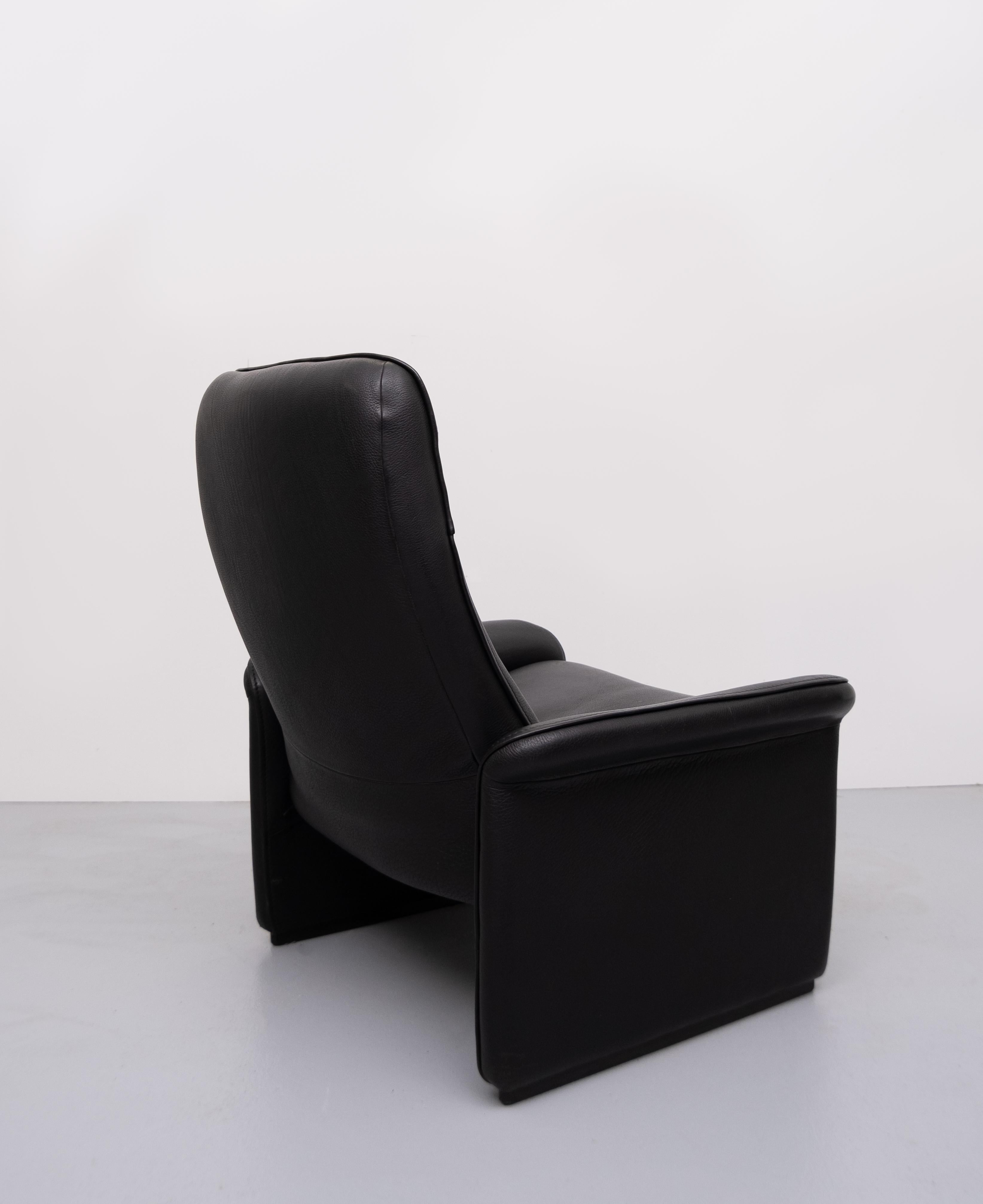De Sede Black Leather Lounge Chair Model DS-50 2