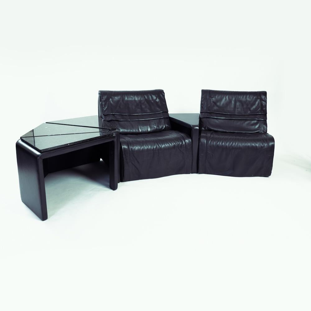 Post-Modern De Sede black modular 10 seating elements and table living room set  For Sale