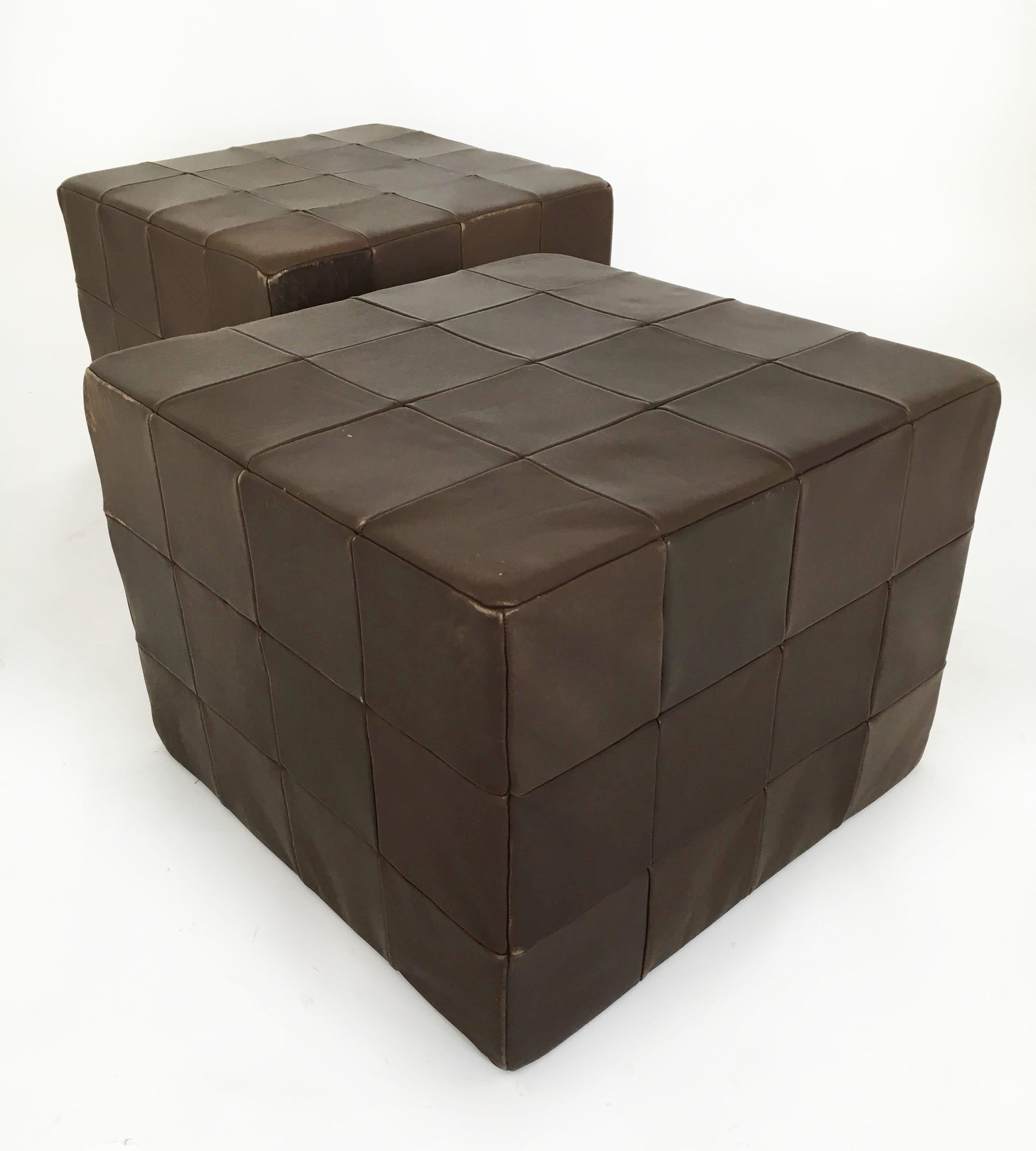 De Sede Brown Leather Patchwork Cubes Ottomans, Switzerland 1970s In Good Condition For Sale In Vienna, AT