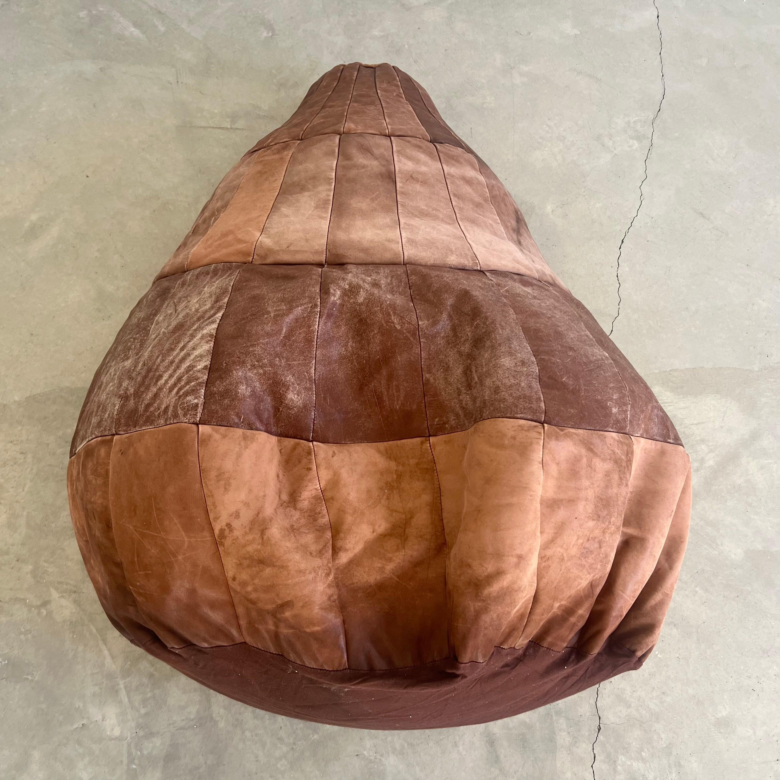 De Sede Brown Patchwork Leather Bean Bag, 1970s Switzerland  In Good Condition For Sale In Los Angeles, CA