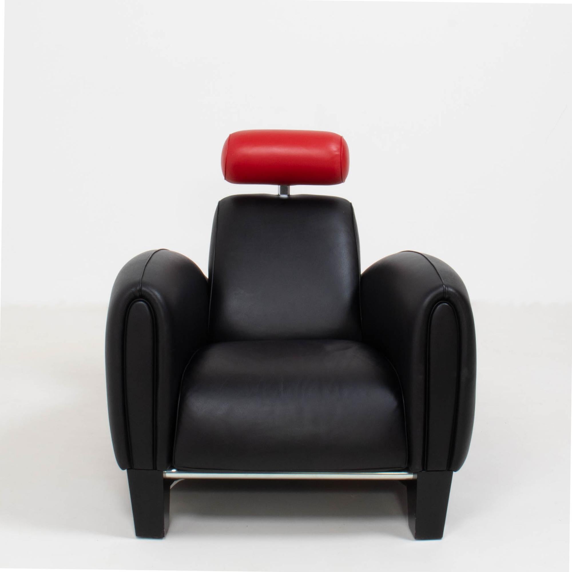 Designed by Franz Romero for Swiss furniture brand De Sede, the DS-57 armchair is a bold piece of design.

Reminiscent of a 1930s racing car, the armchair has an aerodynamic structure that perfectly balances sleek angles with smooth curves. The