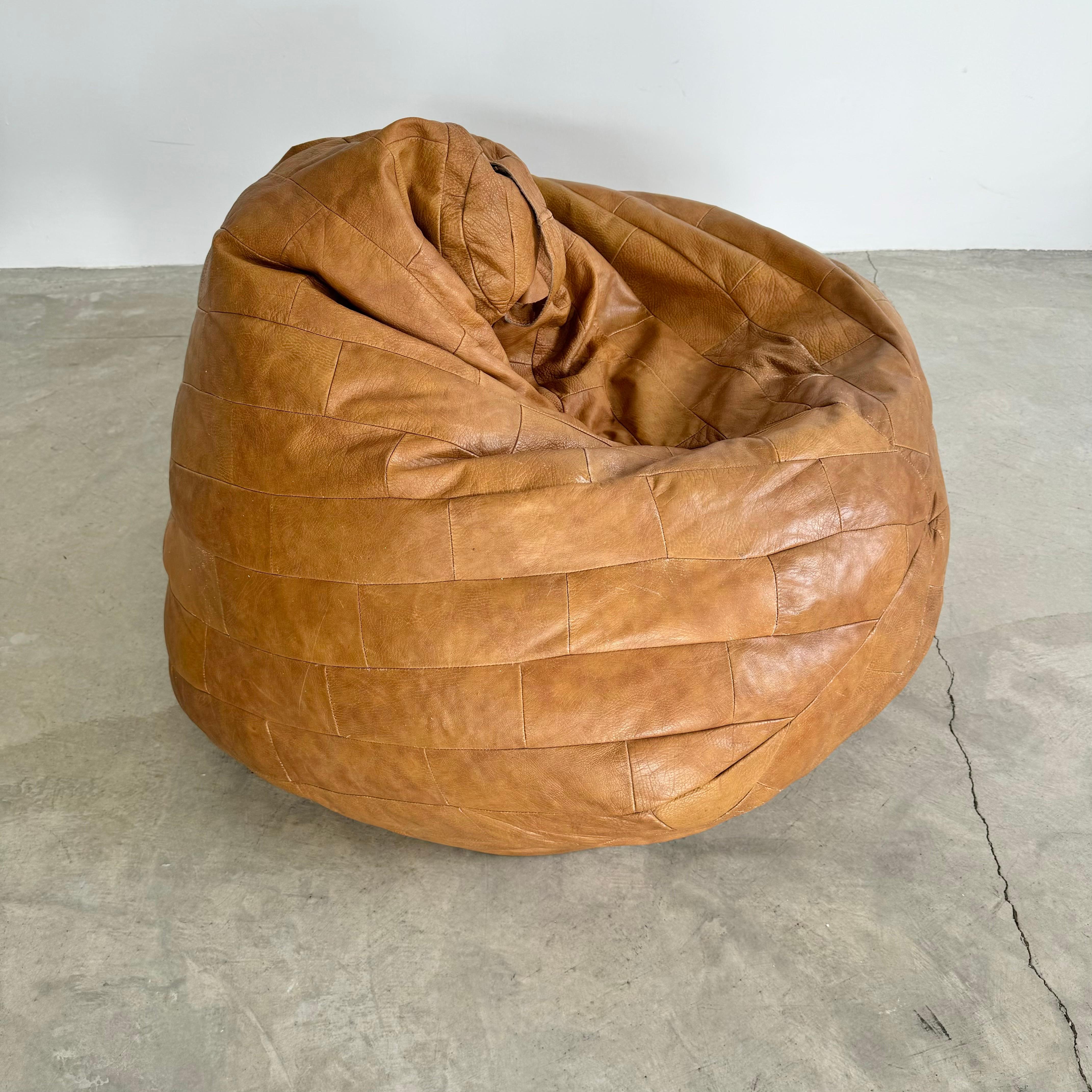Sac De Sede Caramel Patchwork en cuir, 1970, Suisse Bon état - En vente à Los Angeles, CA