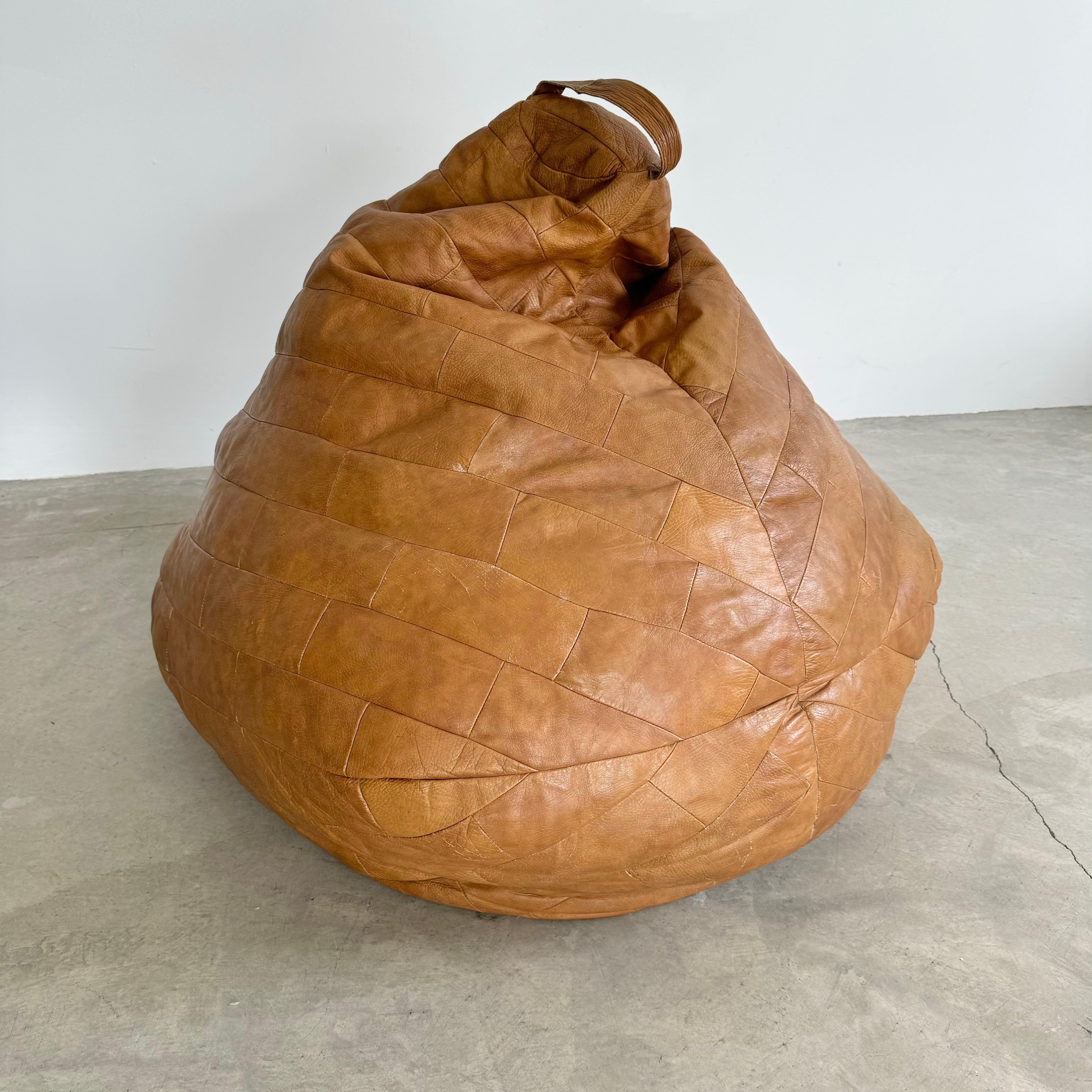 Sac De Sede Caramel Patchwork en cuir, 1970, Suisse en vente 3