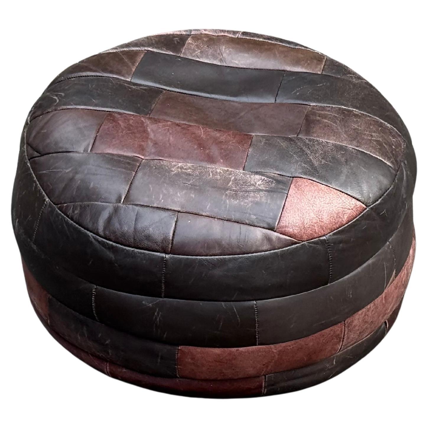 De Sede Puf Otomano Patchwork Chocolate, Circa 1970s en venta