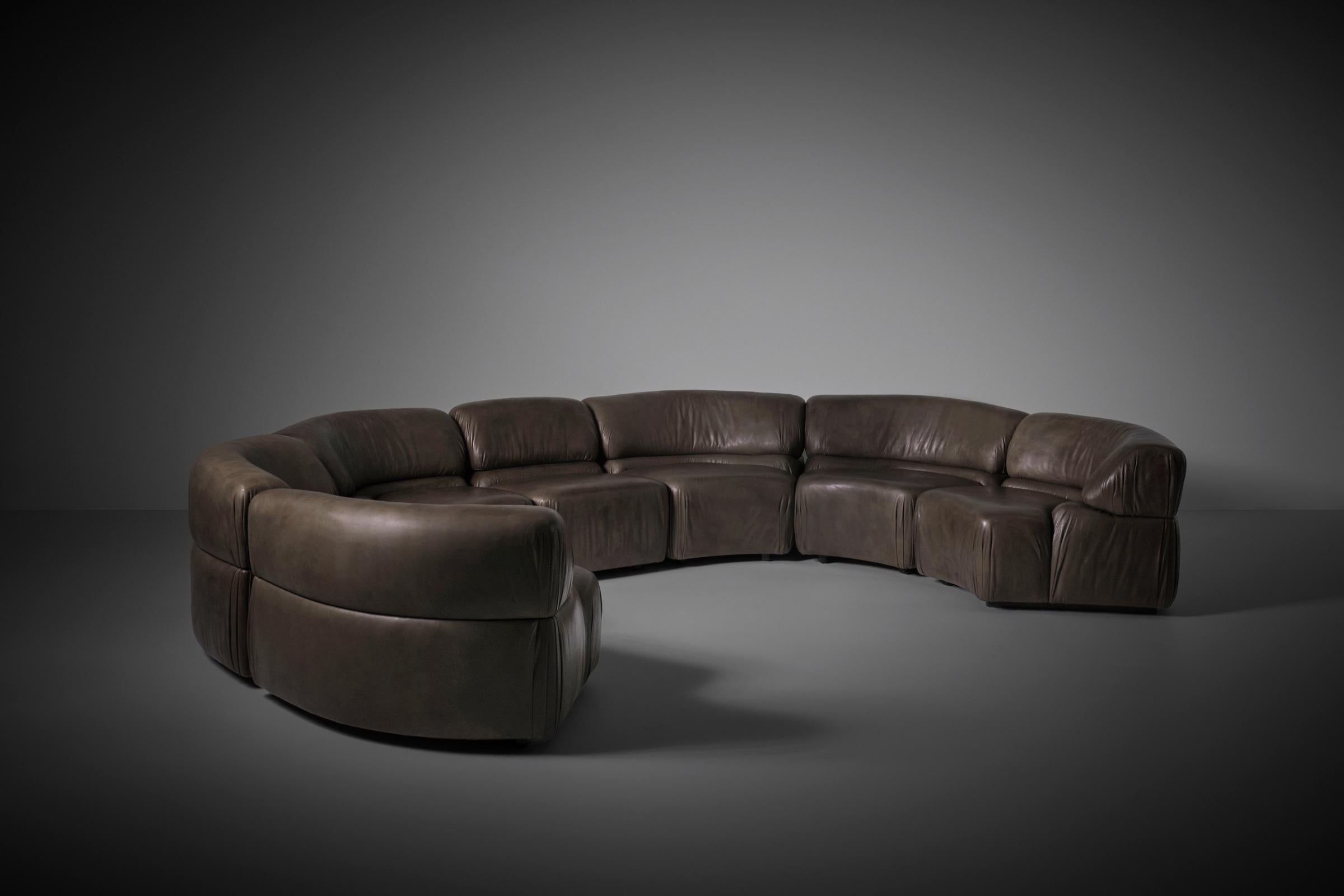 De Sede ‘Cosmos’ sectional sofa, 1970s In Good Condition For Sale In Rotterdam, NL