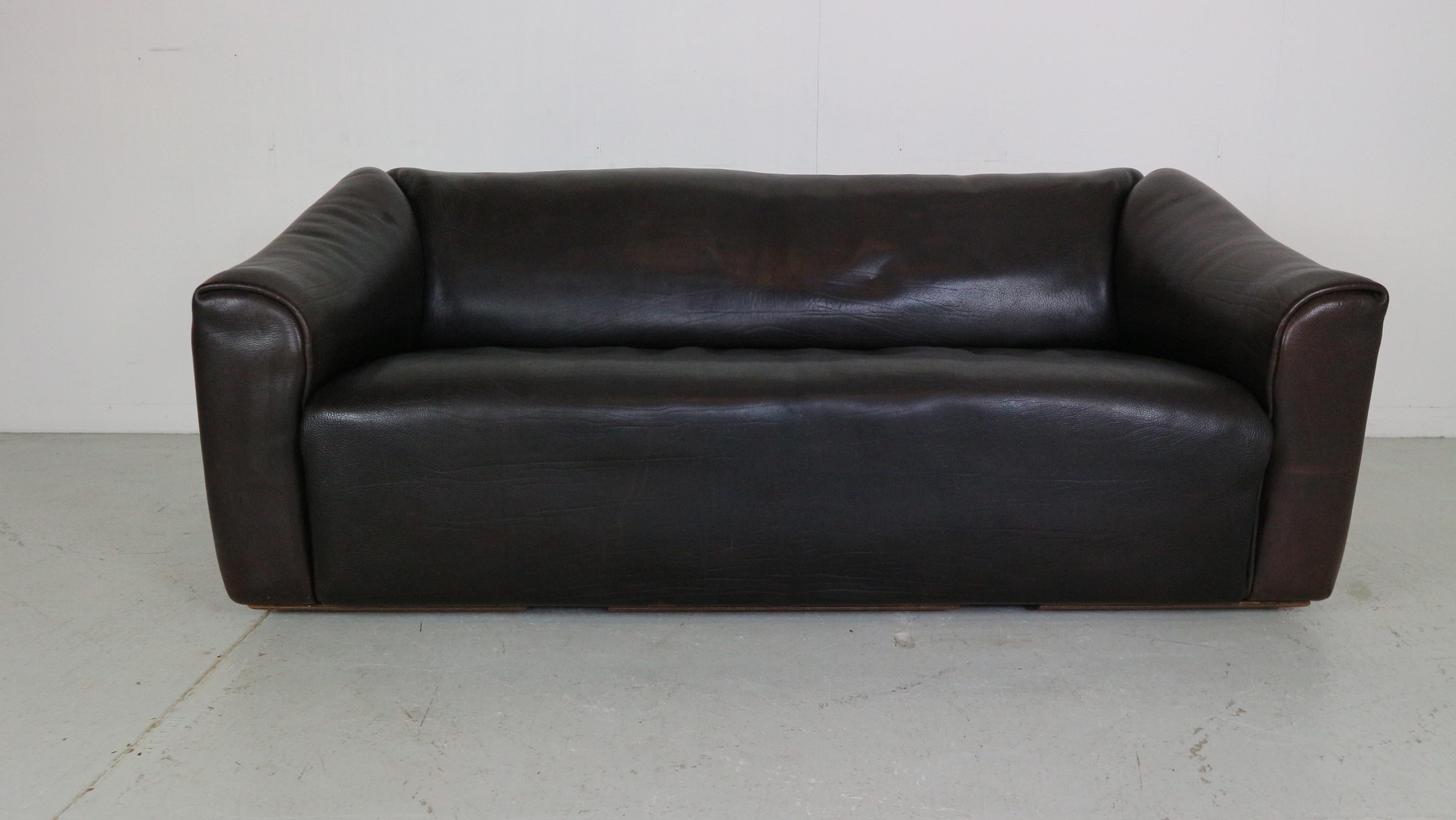 buffalo leather couch