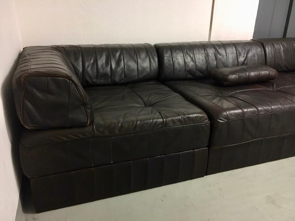 De Sede Dark Brown Patchwork Patinated Leather DS88 Modular Sofa In Good Condition For Sale In Geneva, CH