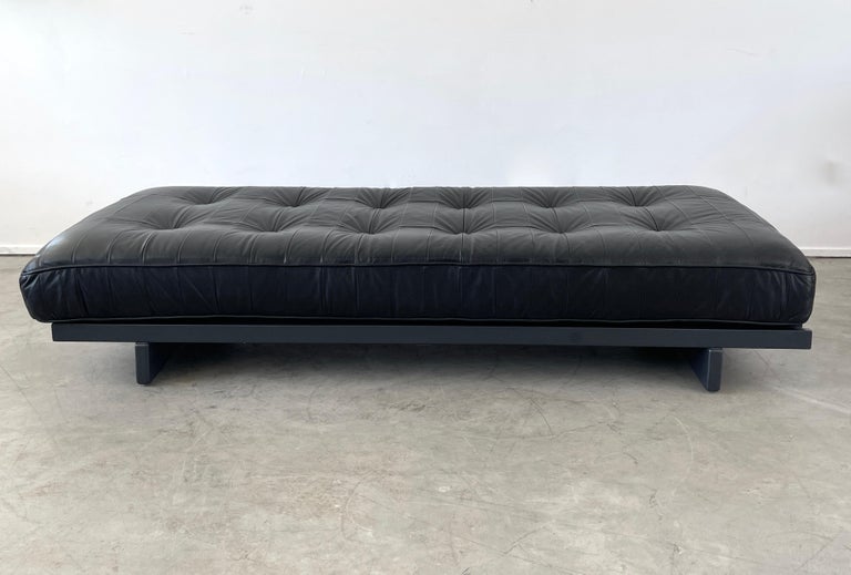 De Sede Daybed In Good Condition For Sale In Beverly Hills, CA