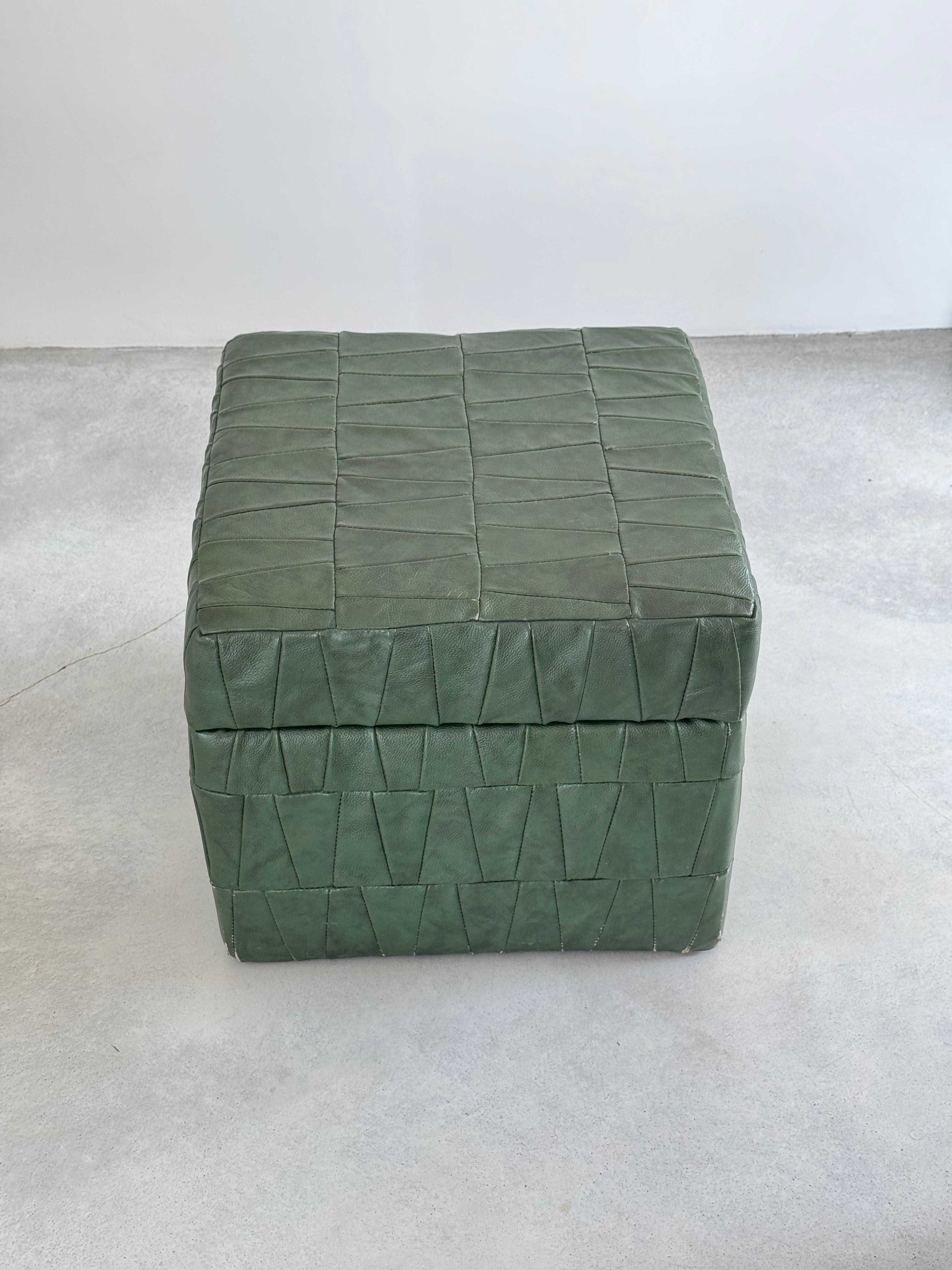 Space Age De Sede Design Dark Green Leather Patchwork Storage Ottoman, Switzerland 1970s For Sale