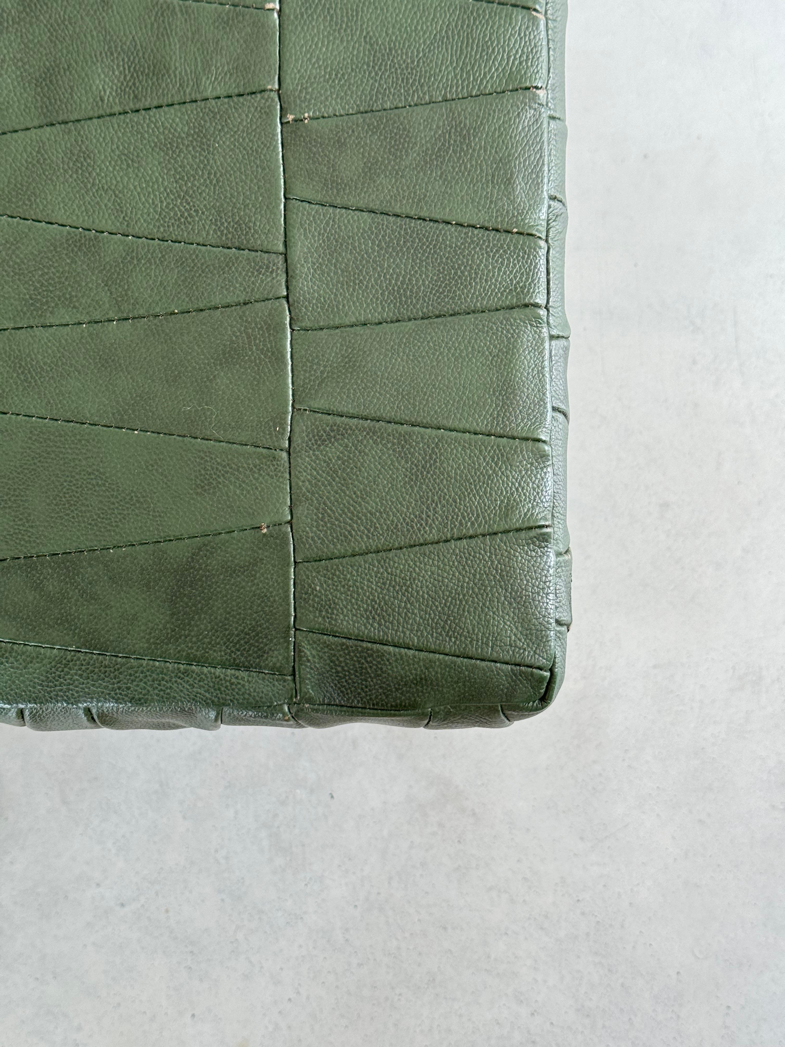 Swiss De Sede Design Dark Green Leather Patchwork Storage Ottoman, Switzerland 1970s For Sale