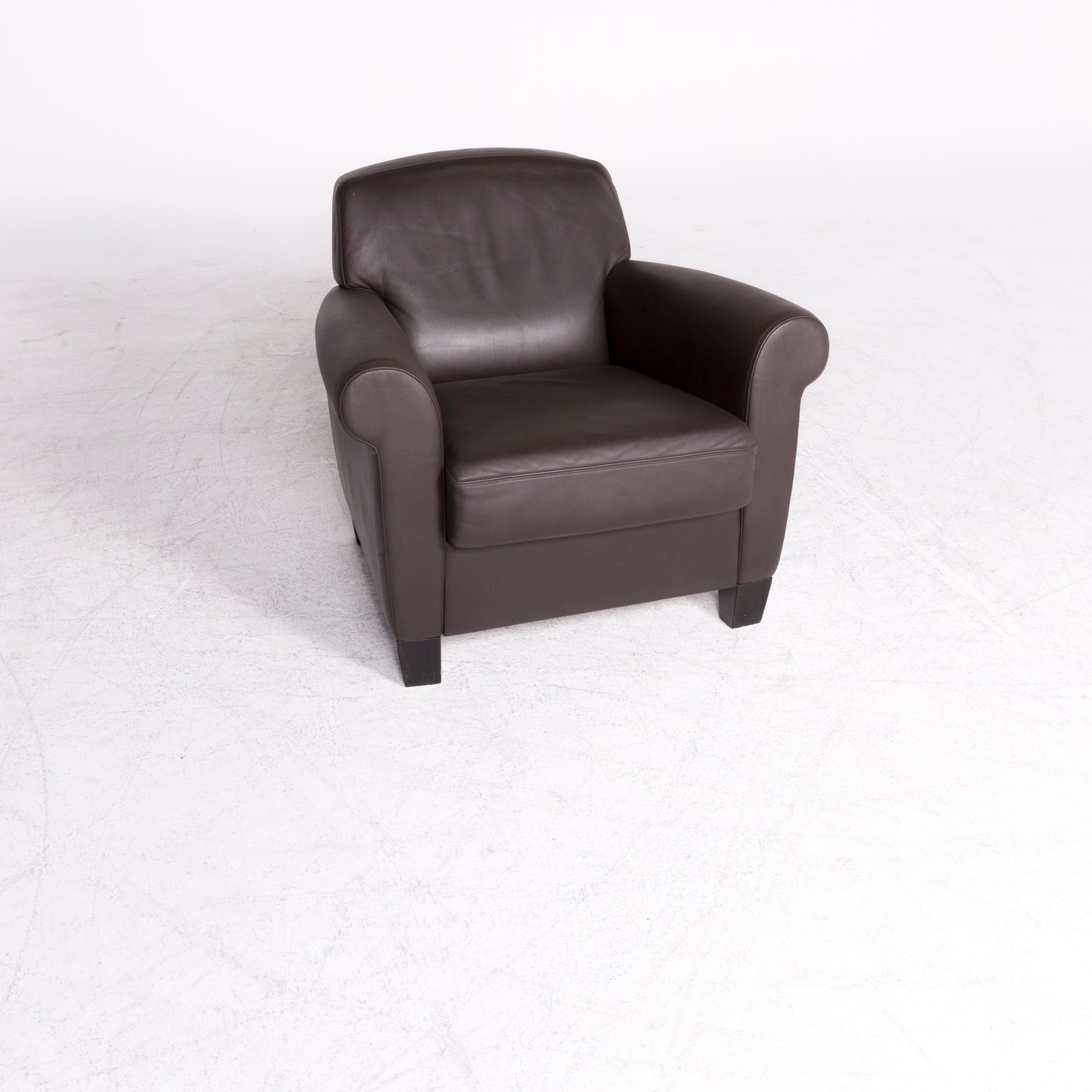 We bring to you a De Sede designer leather armchair brown genuine leather chair.

Product measurements in centimeters:

Depth 88
Width 87
Height 78
Seat-height 45
Rest-height 62
Seat-depth 54
Seat-width 52
Back-height 36.
 