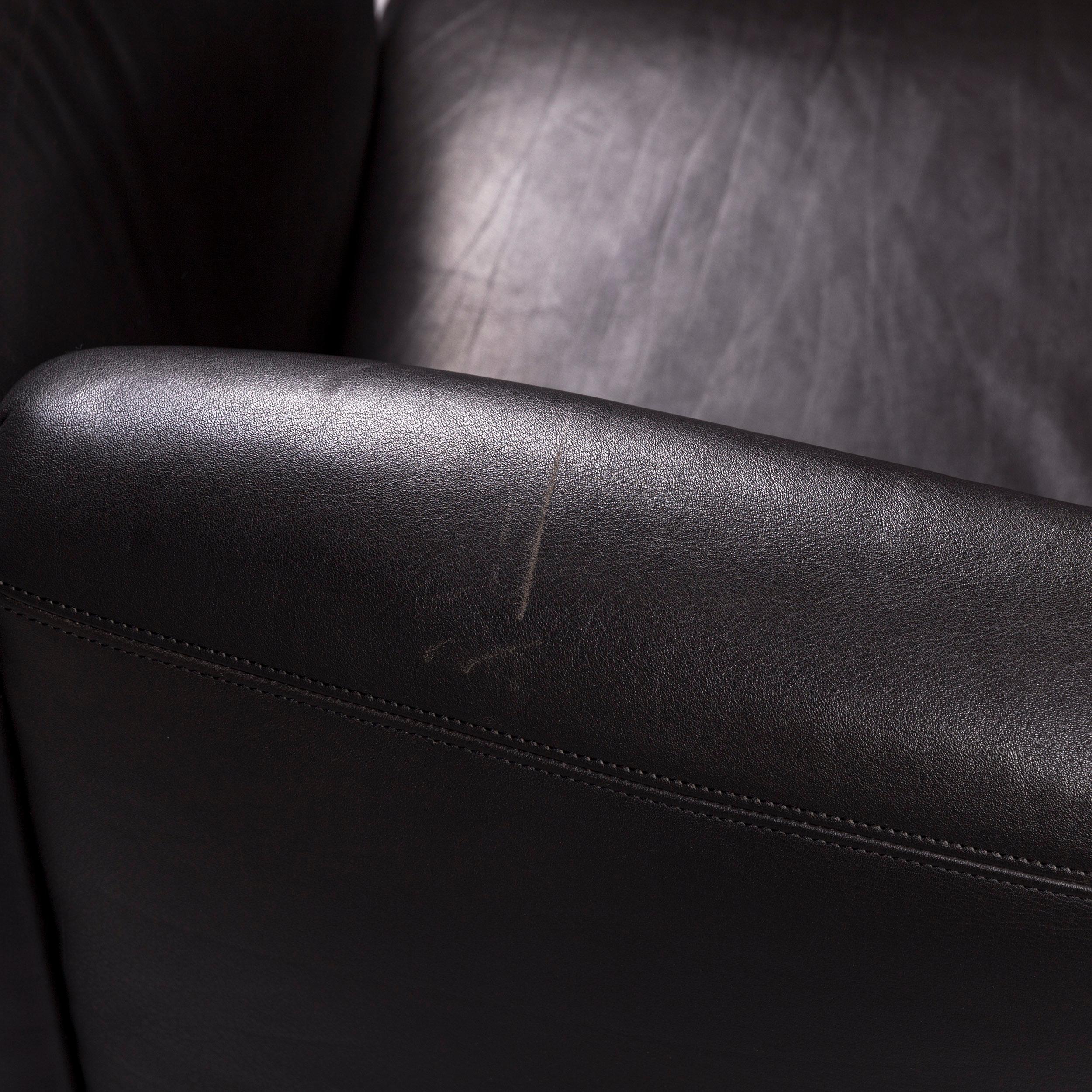 De Sede Designer Leather Sofa Black Two-Seat Couch In Good Condition For Sale In Cologne, DE
