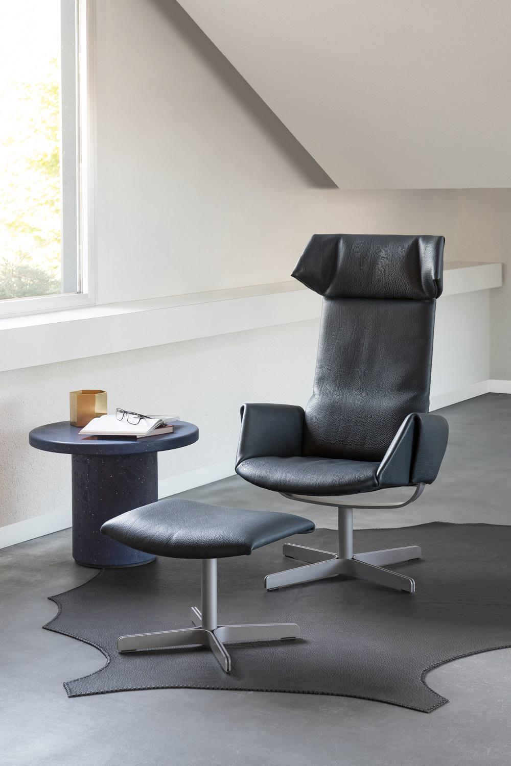 Contemporary De Sede DS-0343 Black Leather Armchair by De Sede Design Team & Bart Van der For Sale