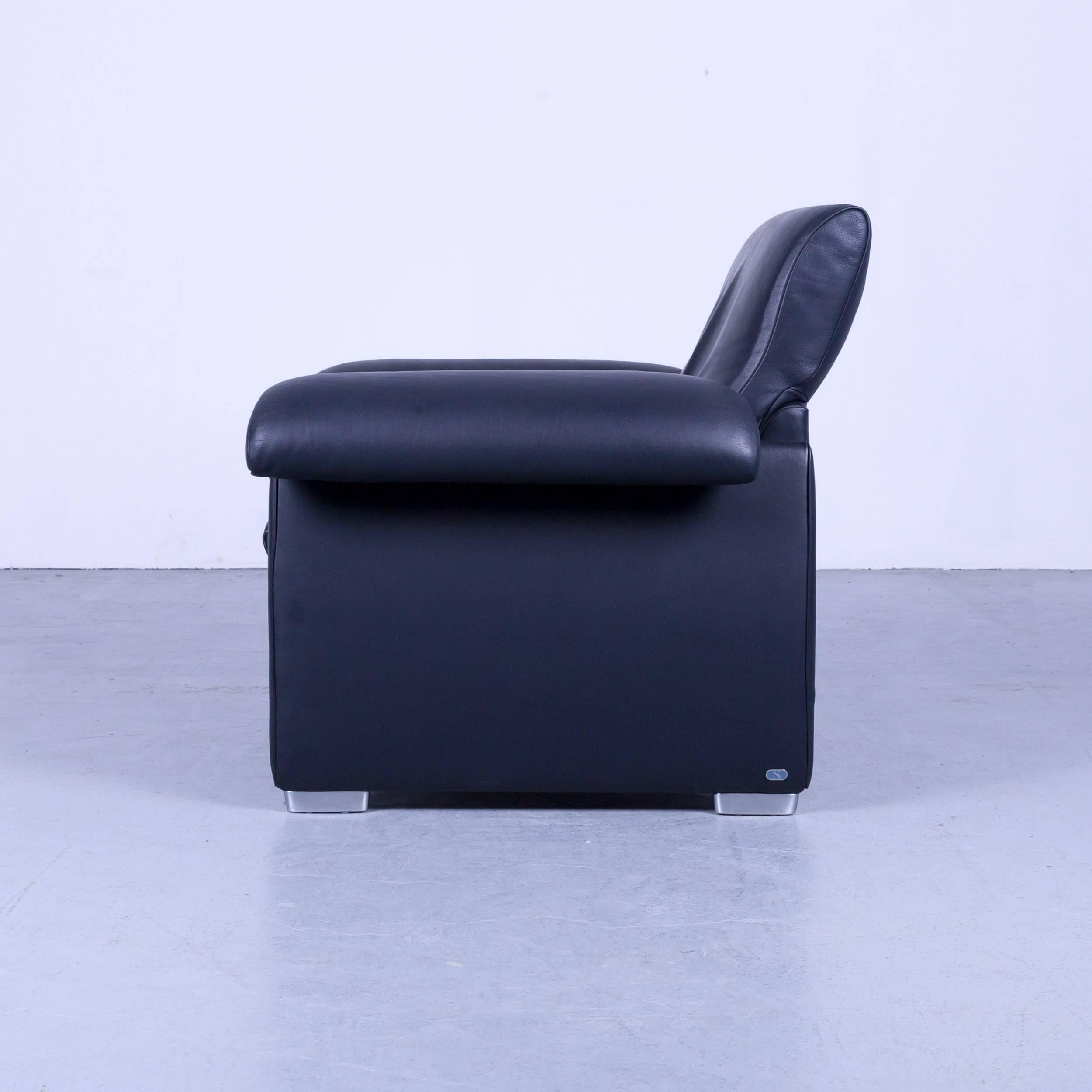 Contemporary de Sede DS 10 Designer Leather Armchair Dark Navy Blue One-Seat from Switzerland