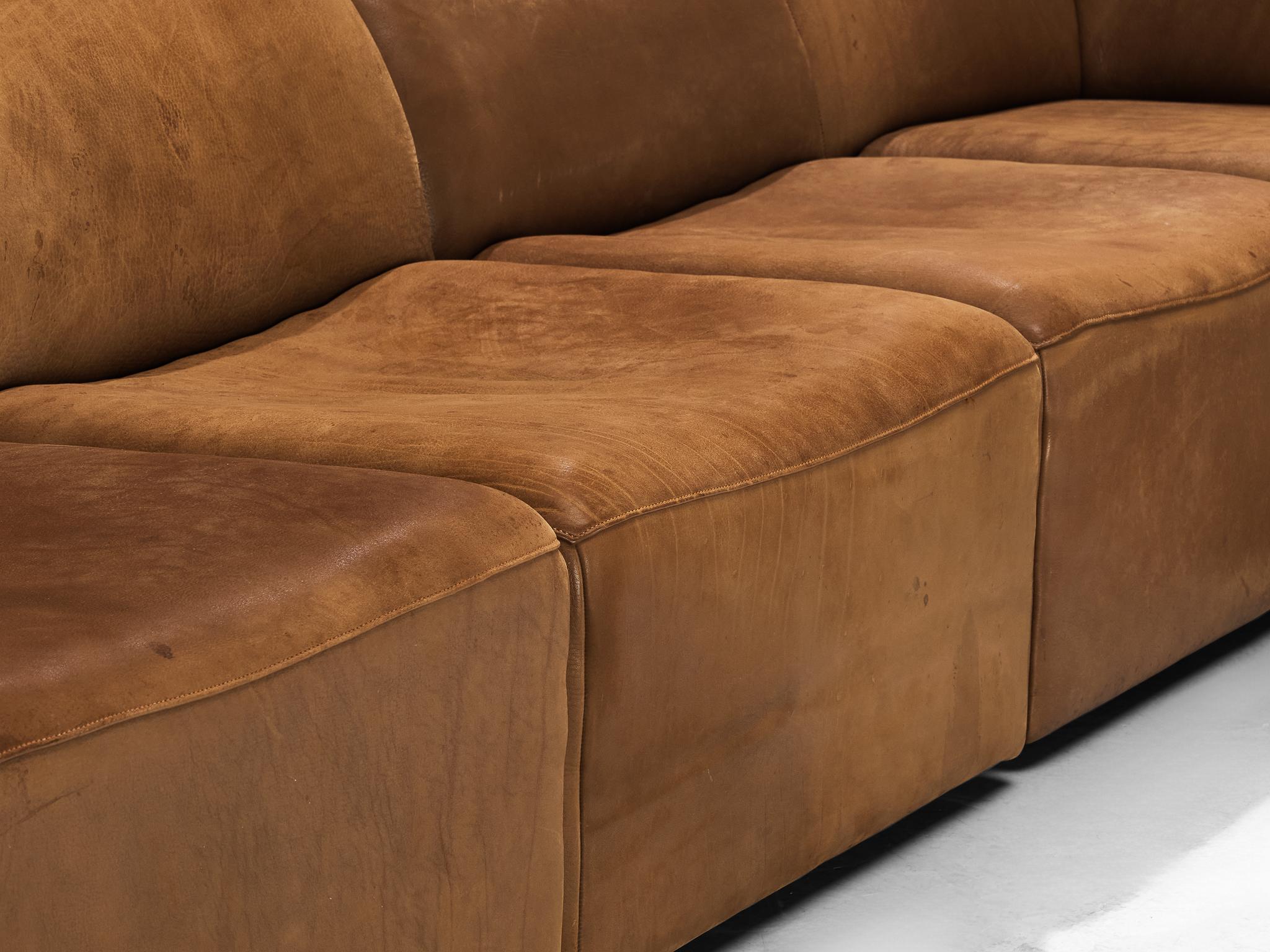 De Sede ‘DS-10’ Modular Sofa in Cognac Brown Saddle Leather For Sale 6