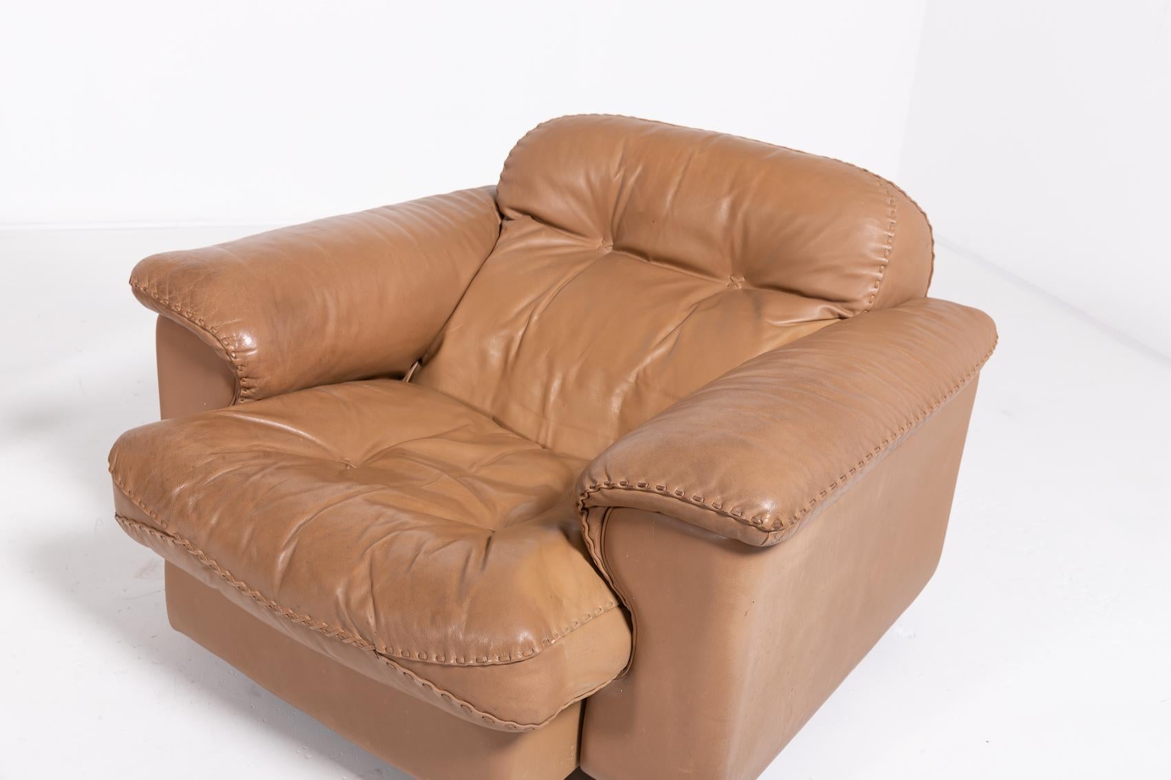 Late 20th Century De Sede DS 101 brown leather lounge chairs, 1970’s For Sale