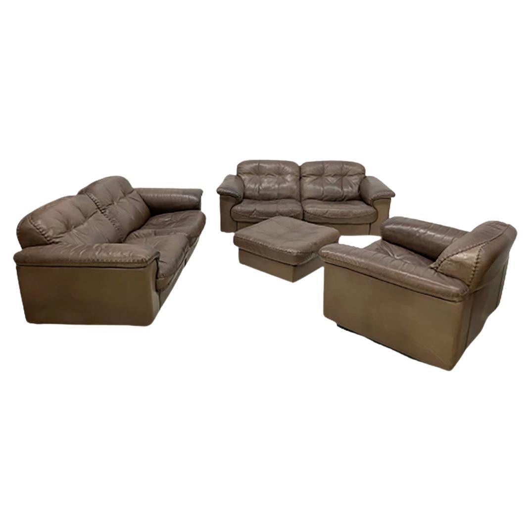 De Sede DS-101 Brown Leather Set of 2 Sofas, Lounge Chair and an Ottoman For Sale
