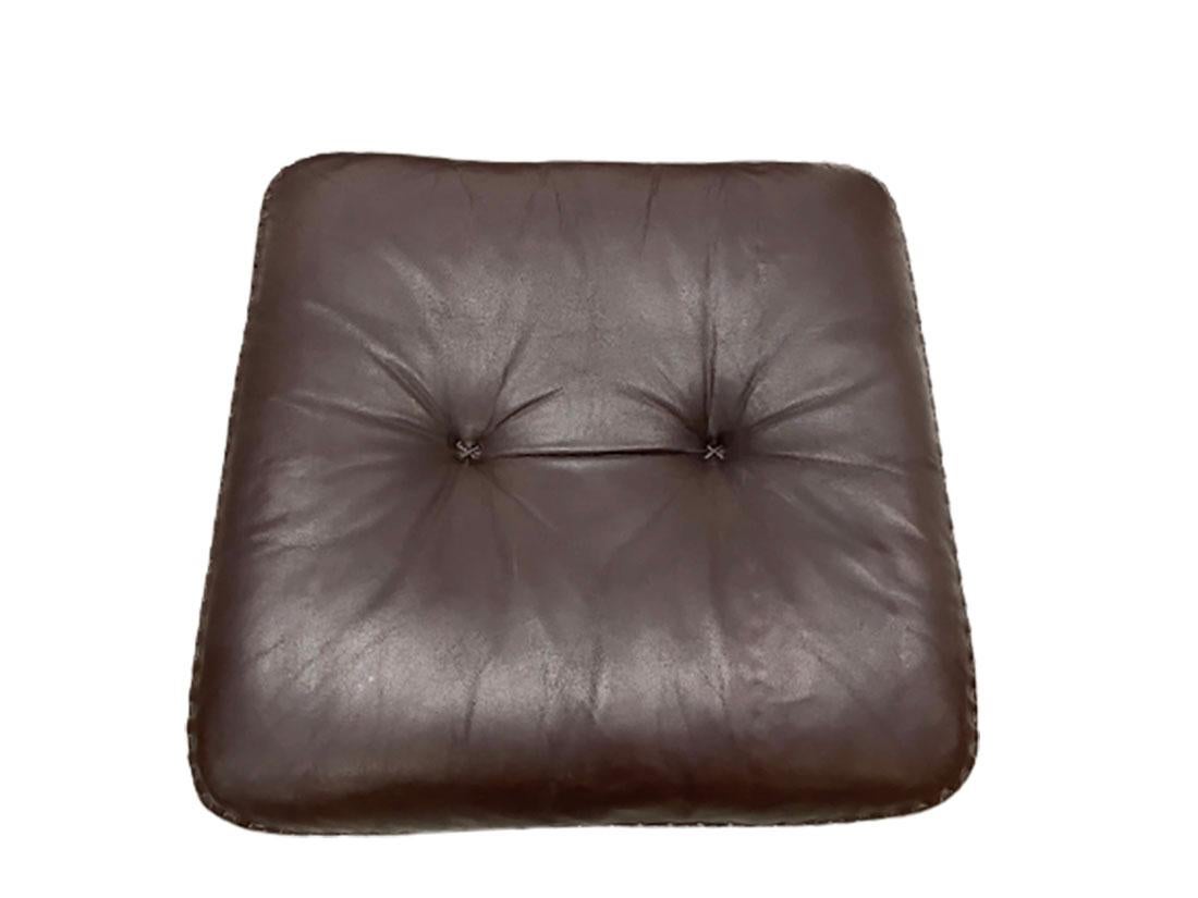 De Sede DS-101 Brown Leather Set of a 2 Seater Sofa and an Ottoman In Good Condition For Sale In Delft, NL