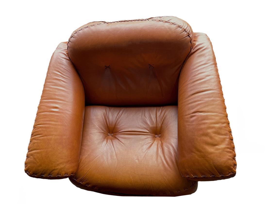 20th Century De Sede DS-101 Cognac Leather Set of 2 Sofas, Lounge Chair and an Ottoman For Sale