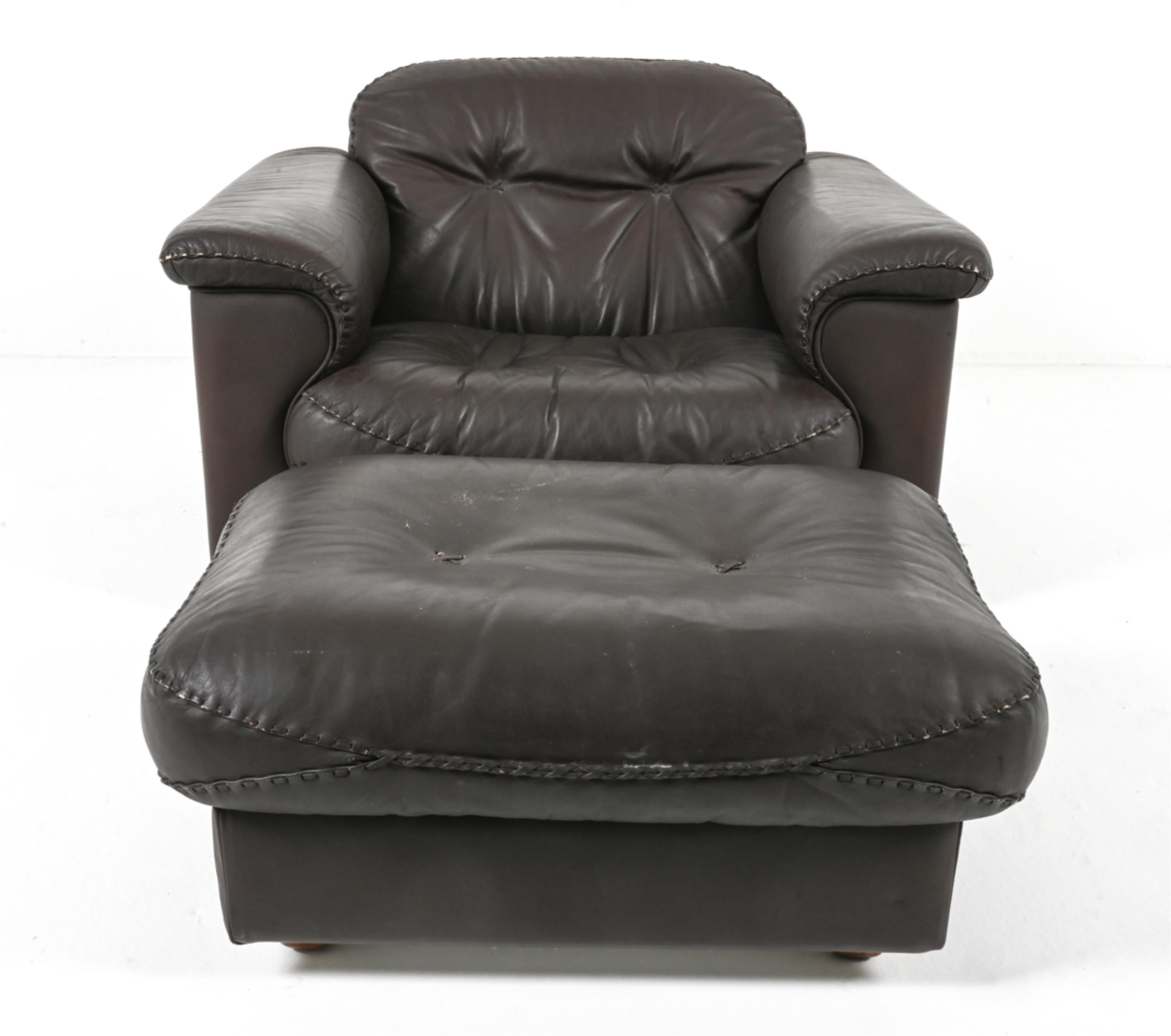 De Sede DS-101 James Bond Leder-Clubsessel & Ottomane (Moderne der Mitte des Jahrhunderts) im Angebot