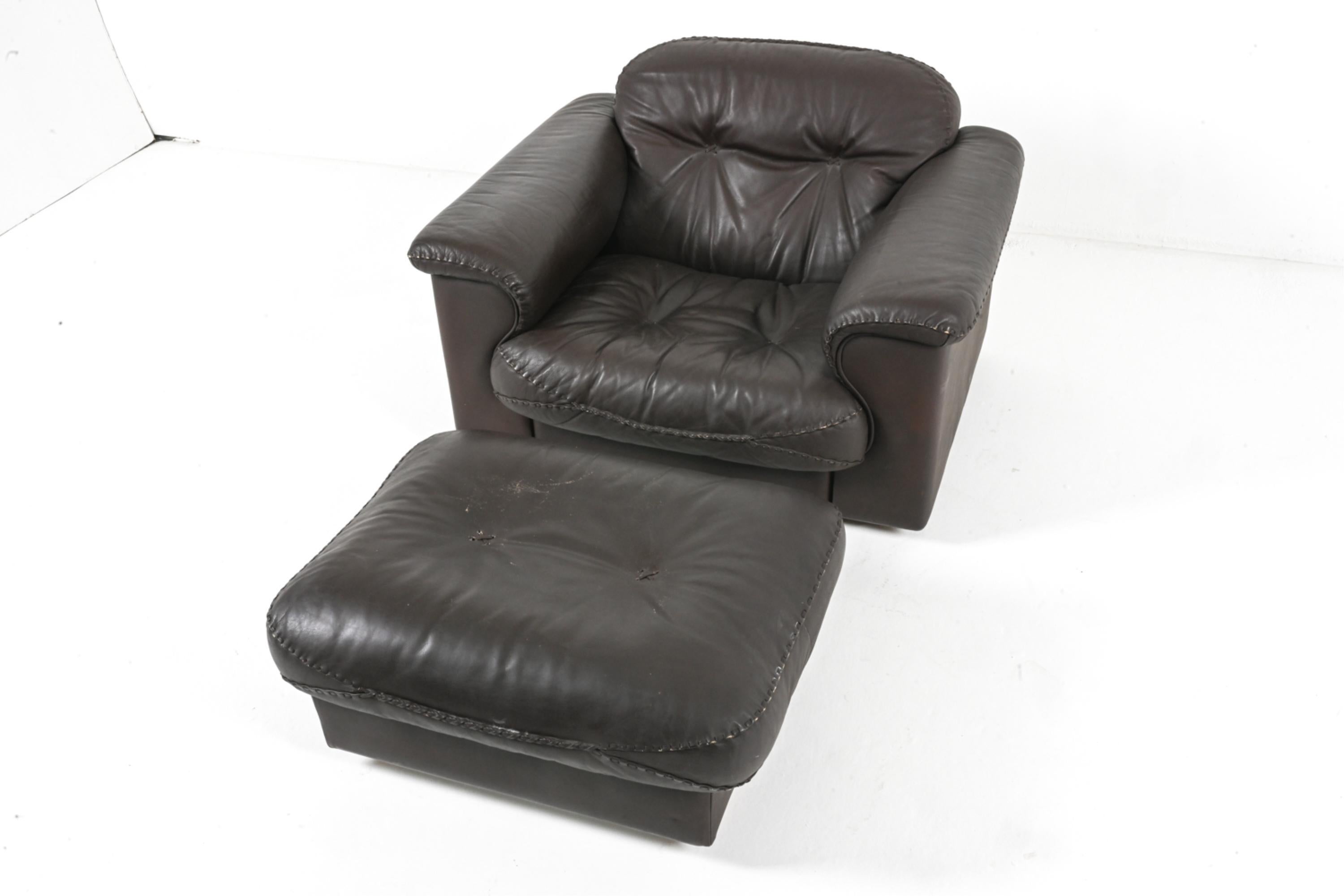 De Sede DS-101 James Bond Leder-Clubsessel & Ottomane (Schweizerisch) im Angebot