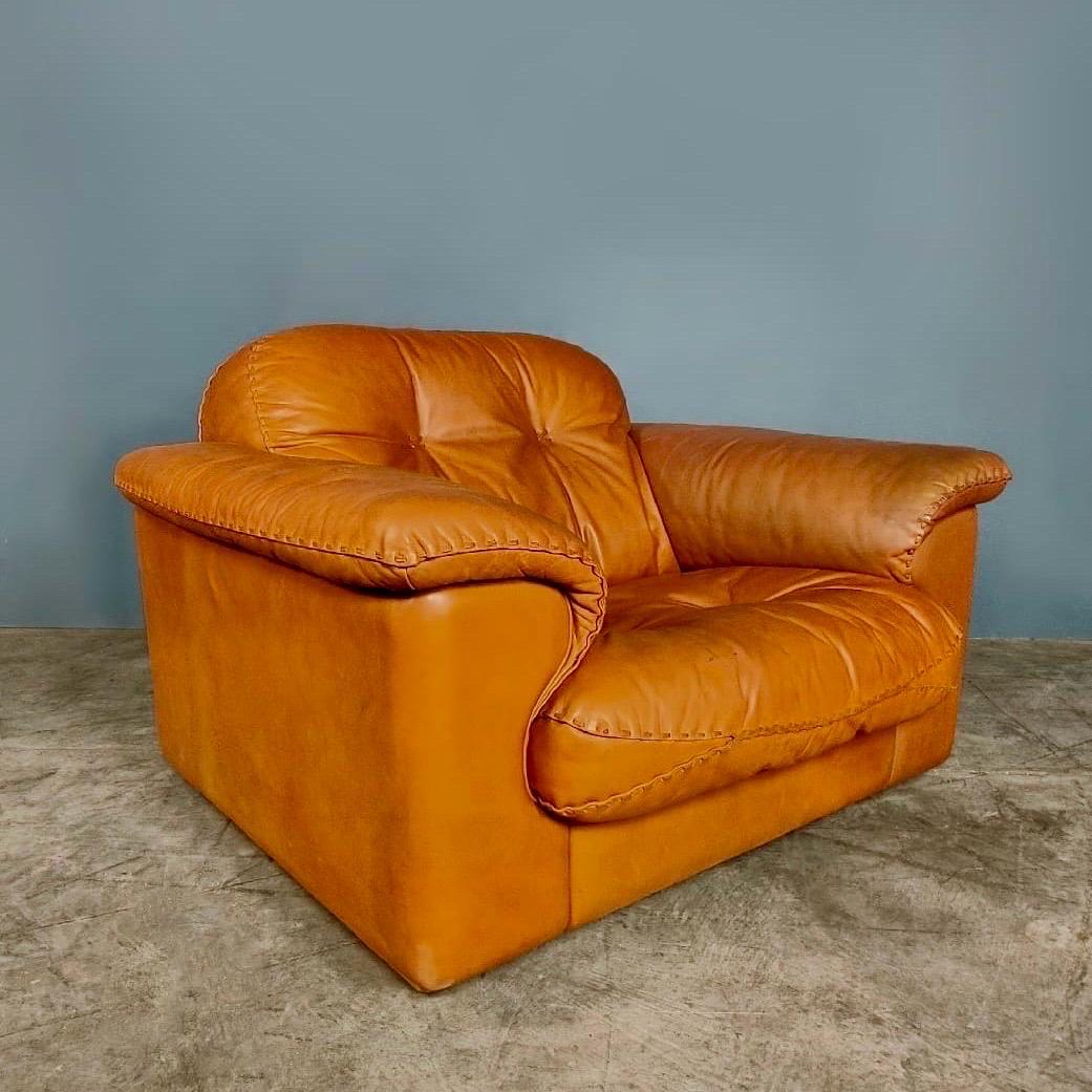 New Stock ✅

De Sede DS-101 Reclining Armchair Lounge Chair Tan Brown Leather Mid Century Vintage MCM

Leather luxury brand De Sede, made this adjustable and comfortable armchair in Switzerland during the 1960s.

This luscious oversized chair has