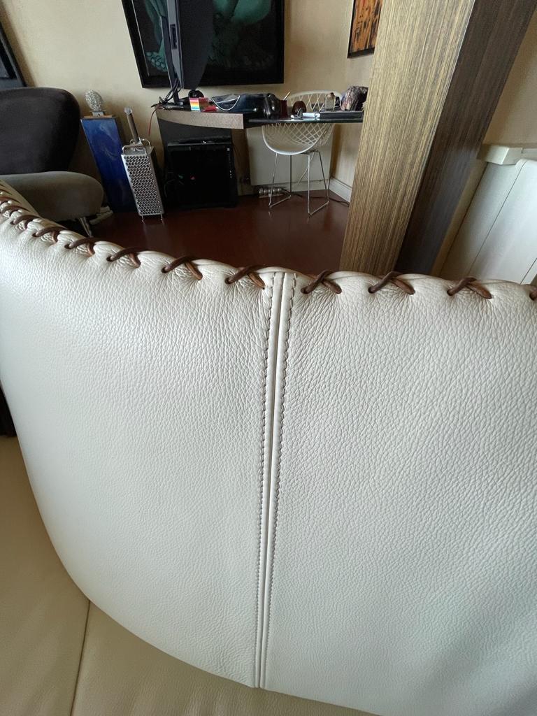 De Sede Ds-102 Sofa by Mathias Hoffmann, Cream White Leather Lacing For Sale 2