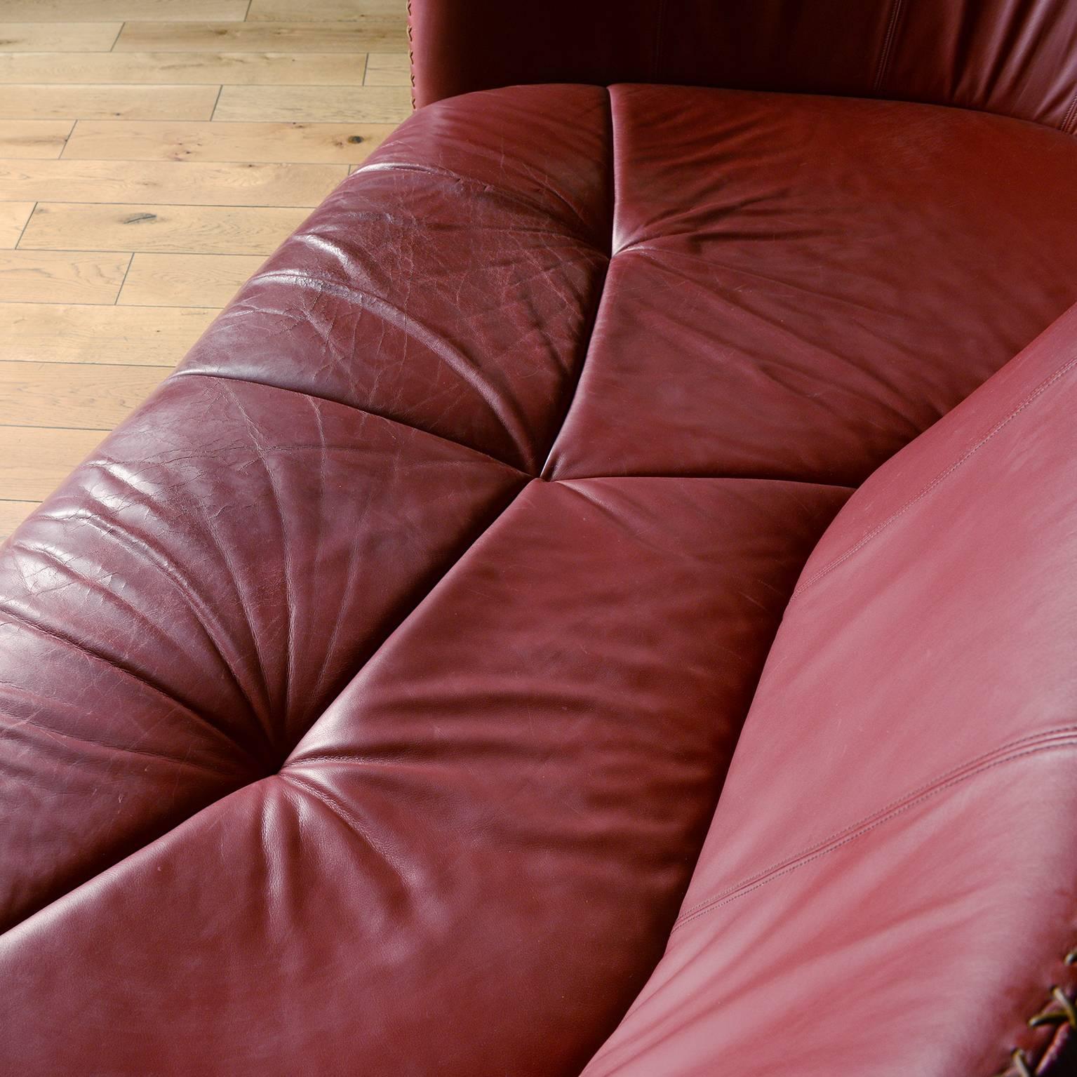 De Sede DS-102 Canapé trois places en cuir rouge par Matthias Hoffmann 3