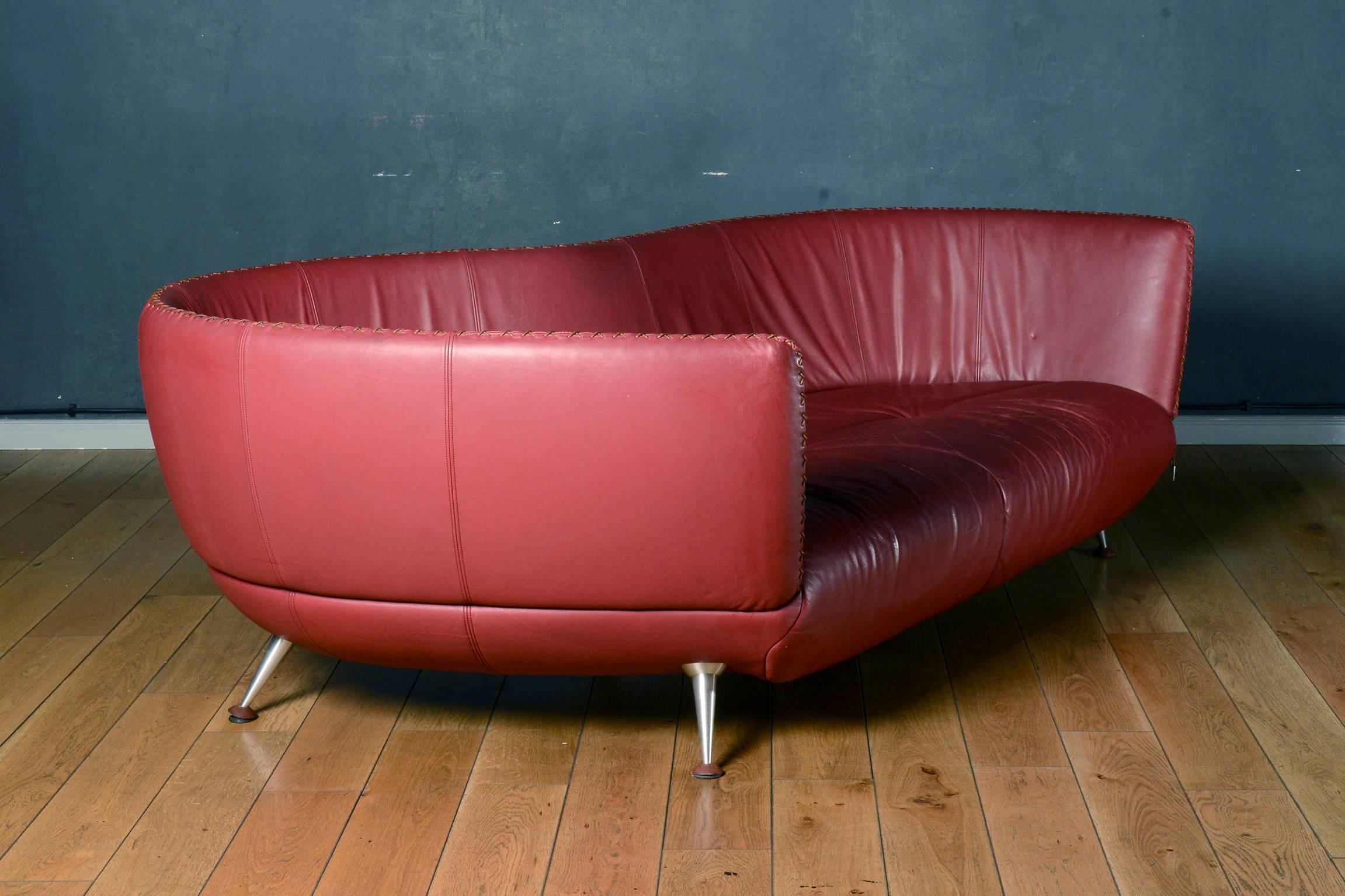 De Sede DS-102 Canapé trois places en cuir rouge par Matthias Hoffmann 1