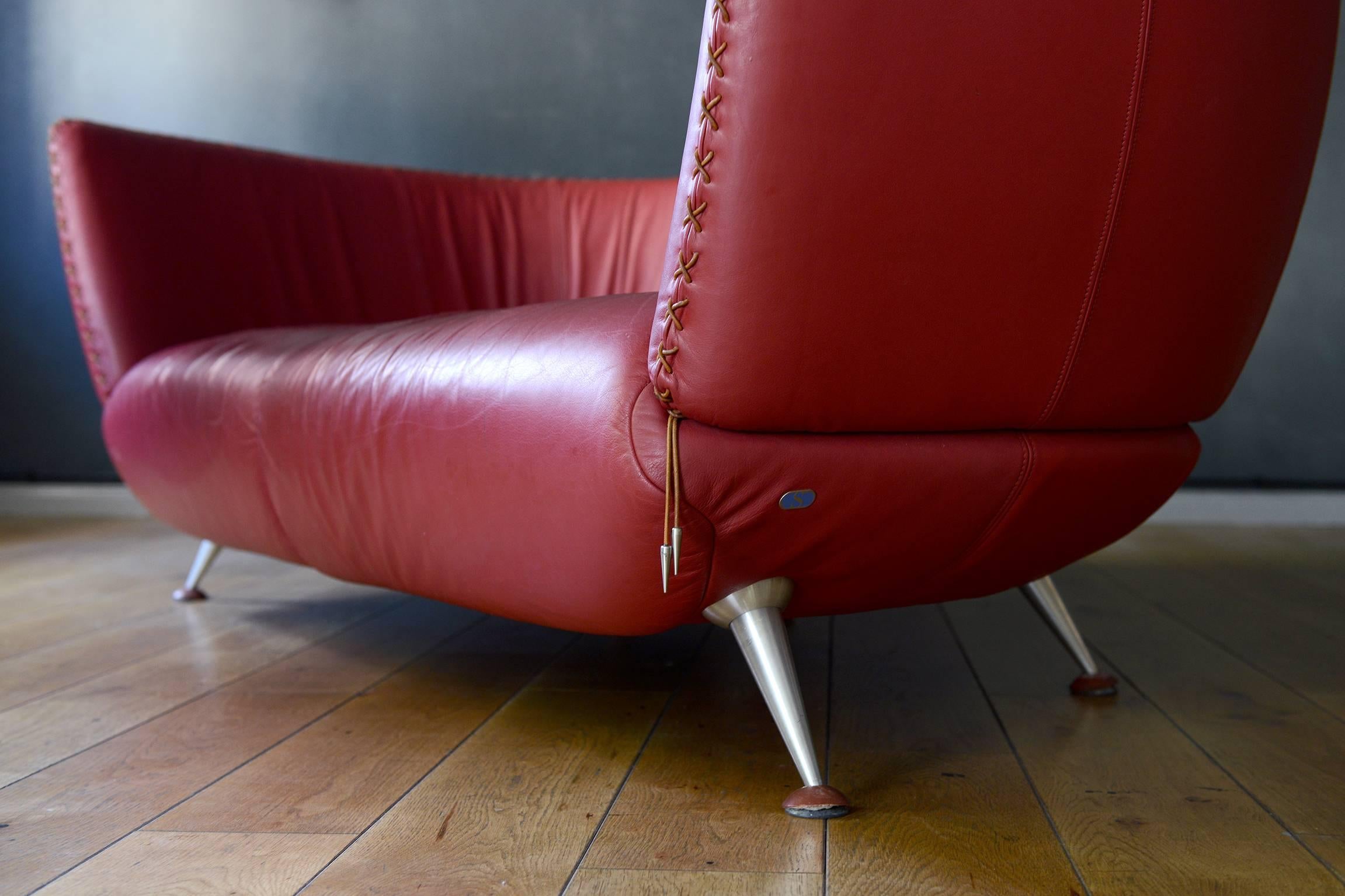 De Sede DS-102 Canapé trois places en cuir rouge par Matthias Hoffmann 2