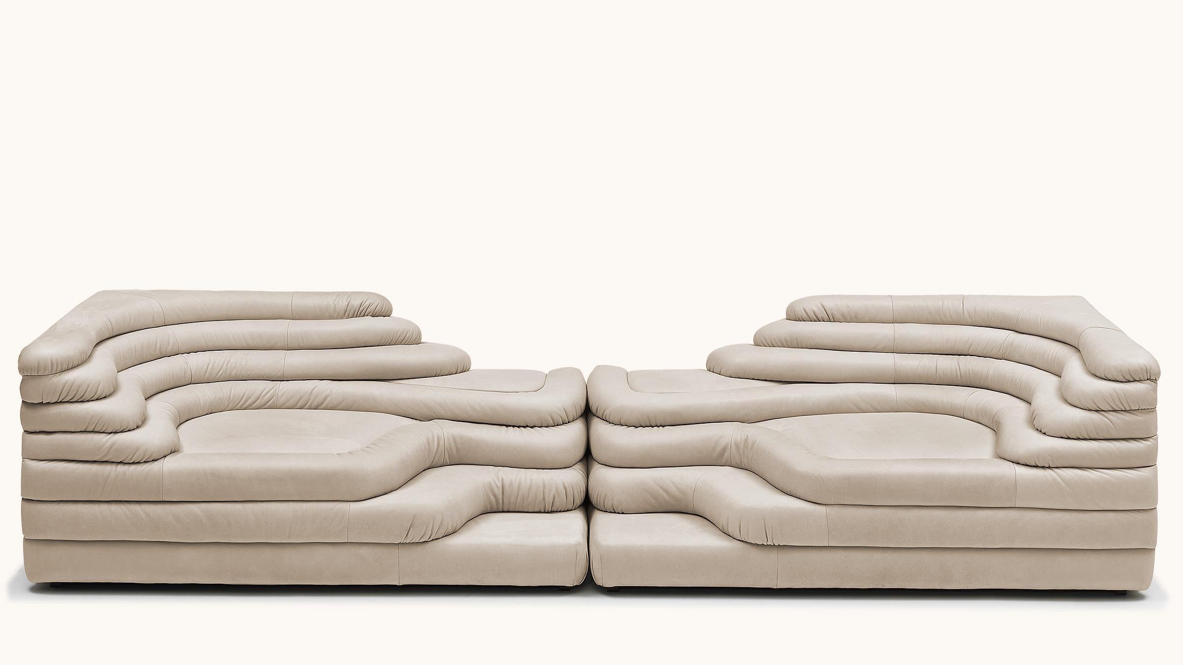 De Sede DS-1025/09 Terrazza Sofa in Perla Upholstery by Ubald Klug For Sale 1