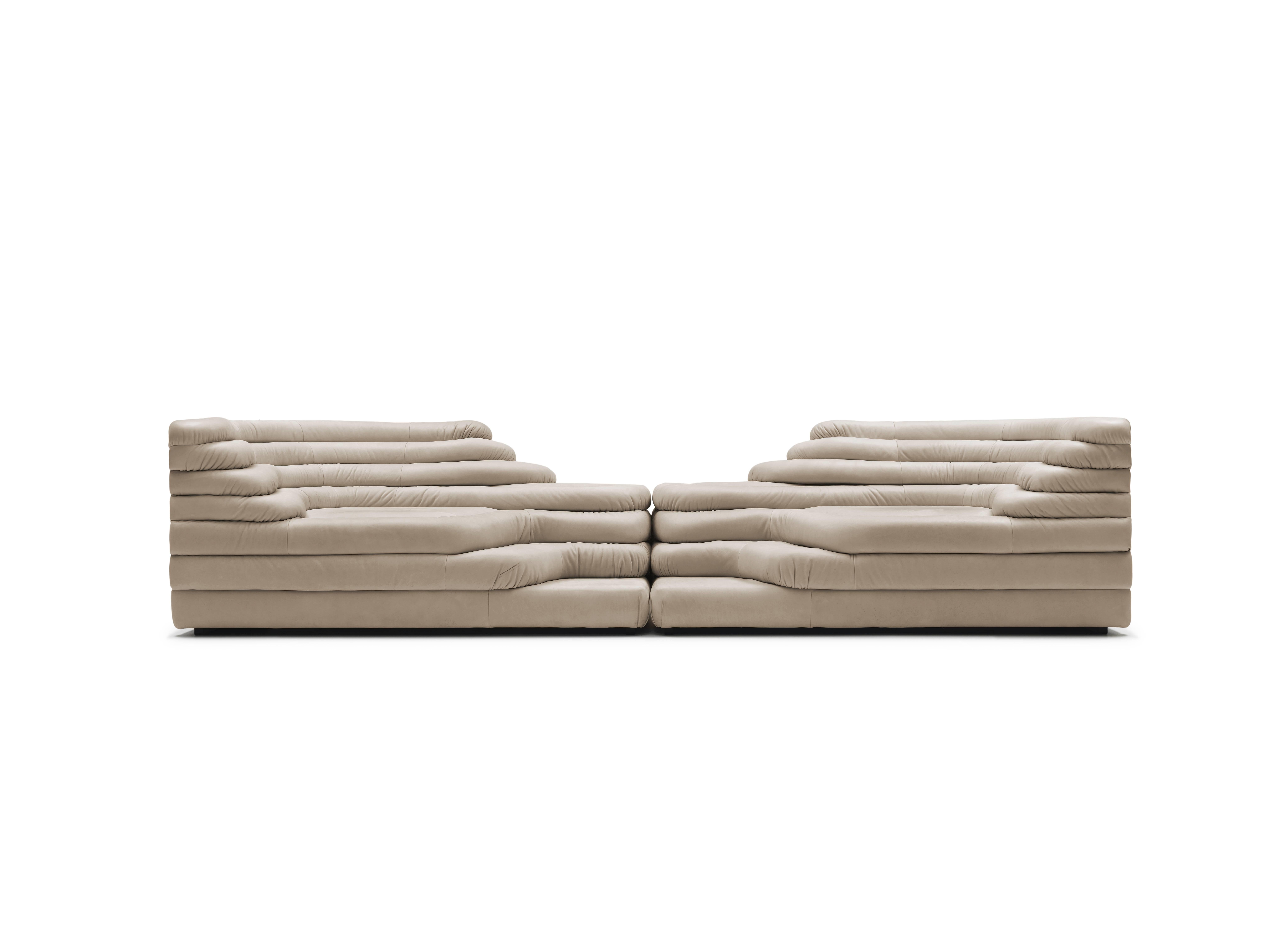 Contemporary De Sede DS-1025/09 Terrazza Sofa in Perla Upholstery by Ubald Klug For Sale